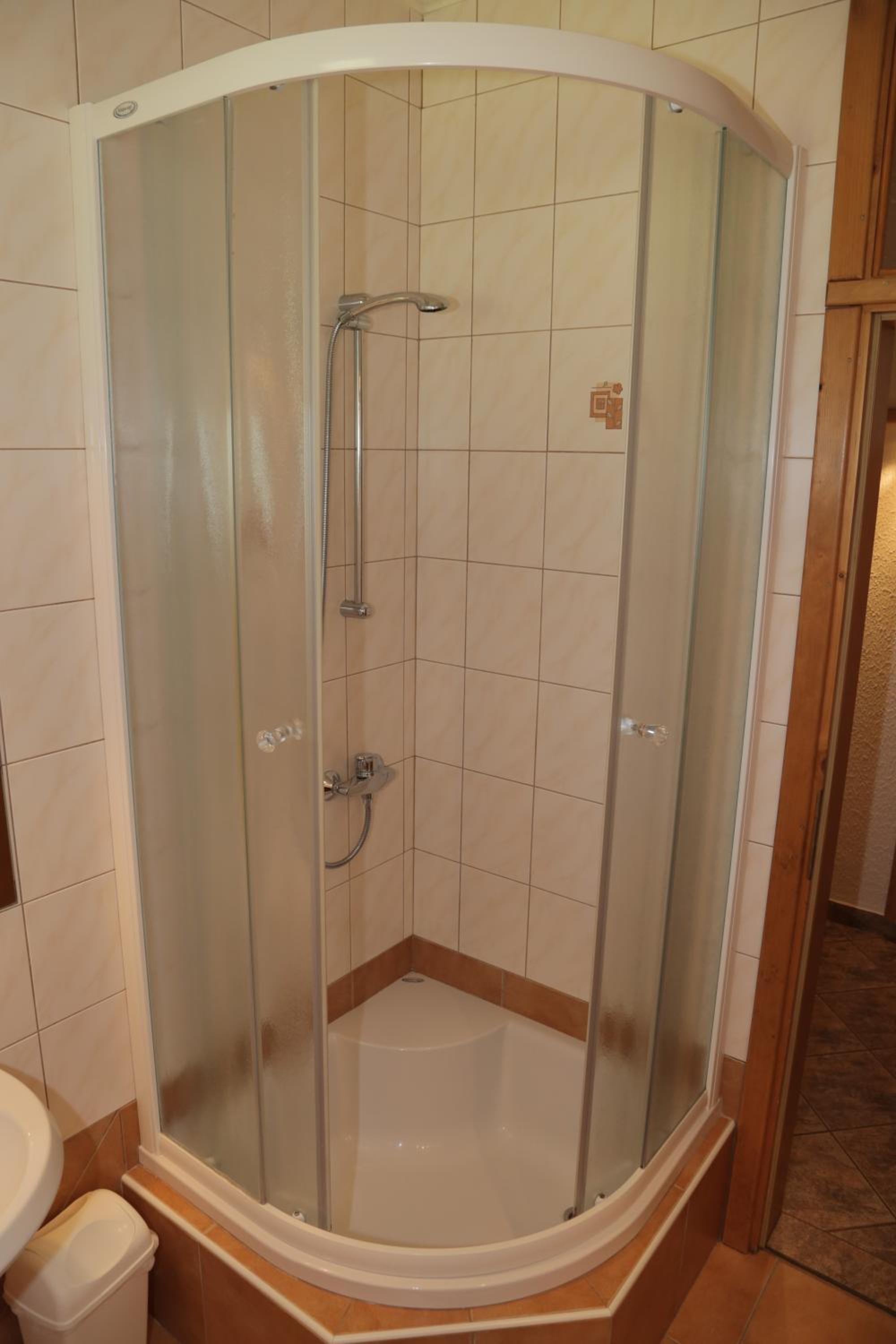 APARTMA KOŠNIK