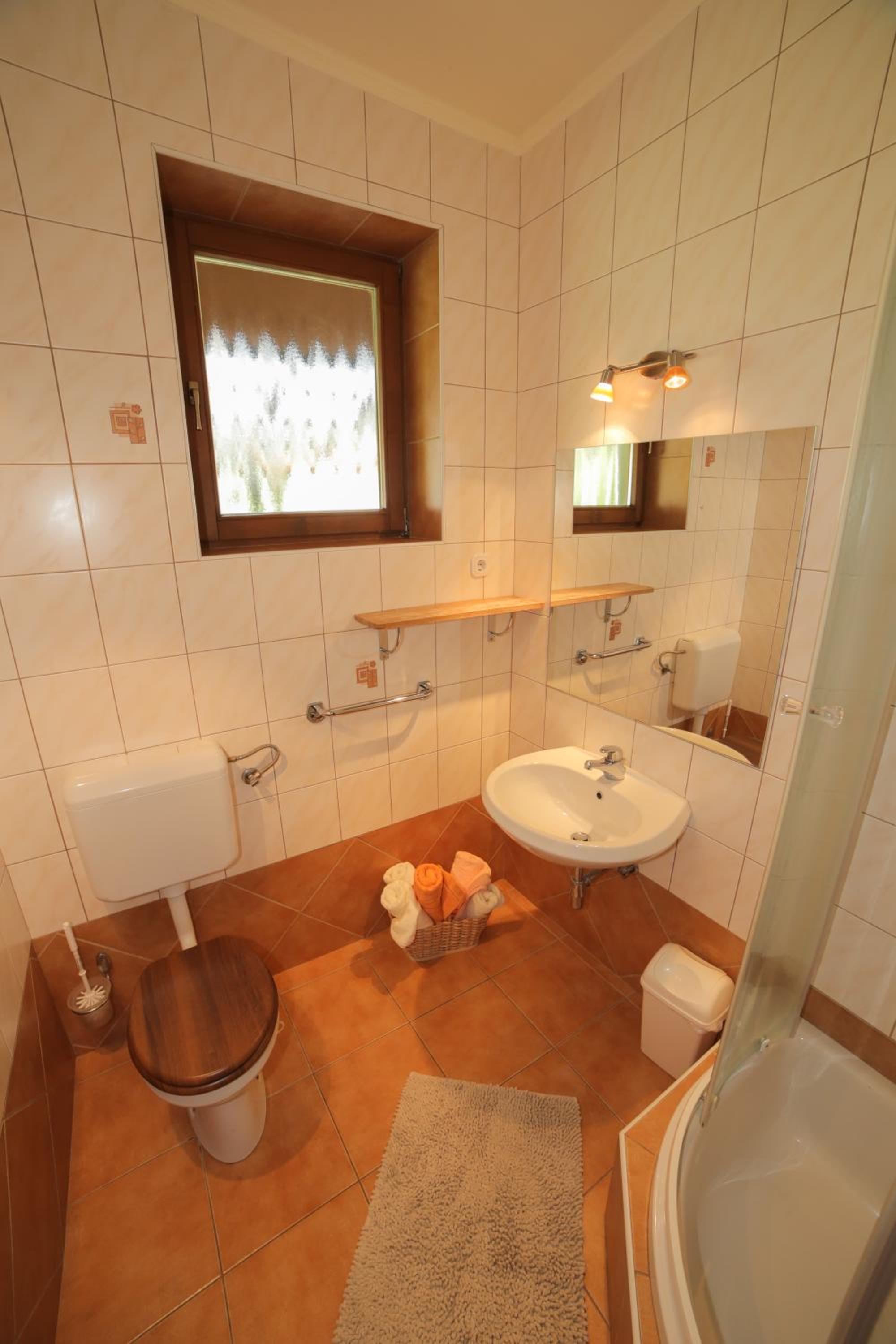APARTMA KOŠNIK