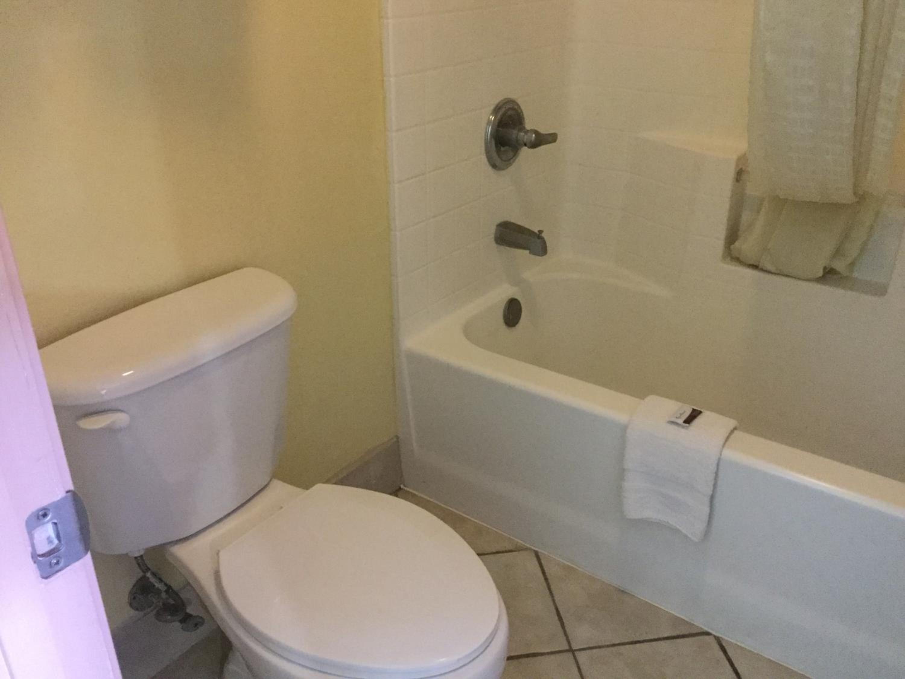 Luxury Inn and Suites Seaworld