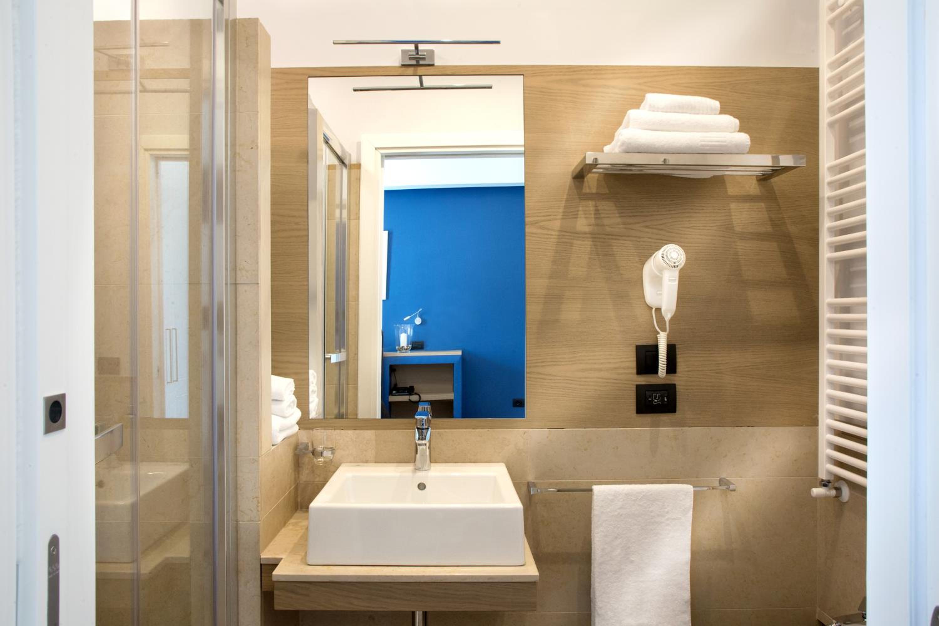 50 SUITE Guesthouse