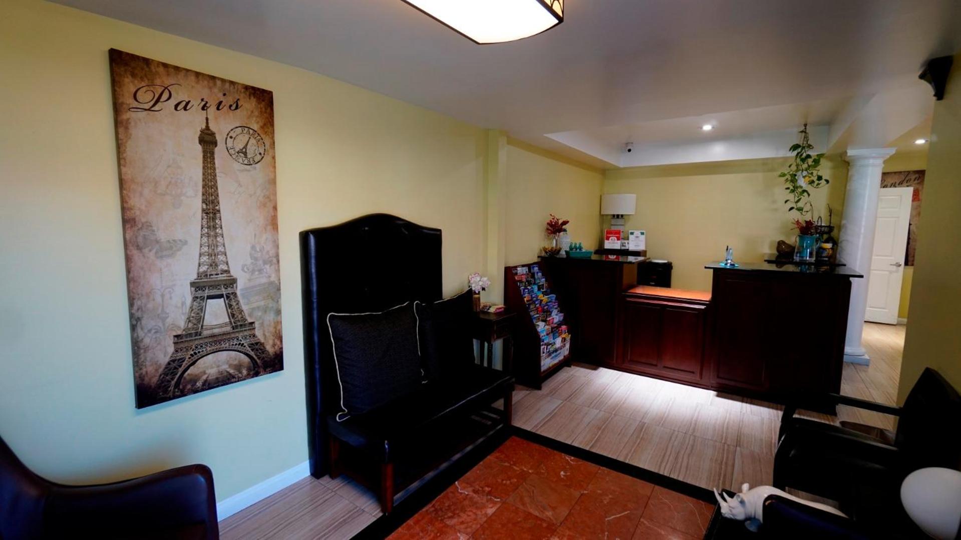 Los Angeles Vacations - El Royale Hotel - Near Universal Studios Hollywood - Property Image 39