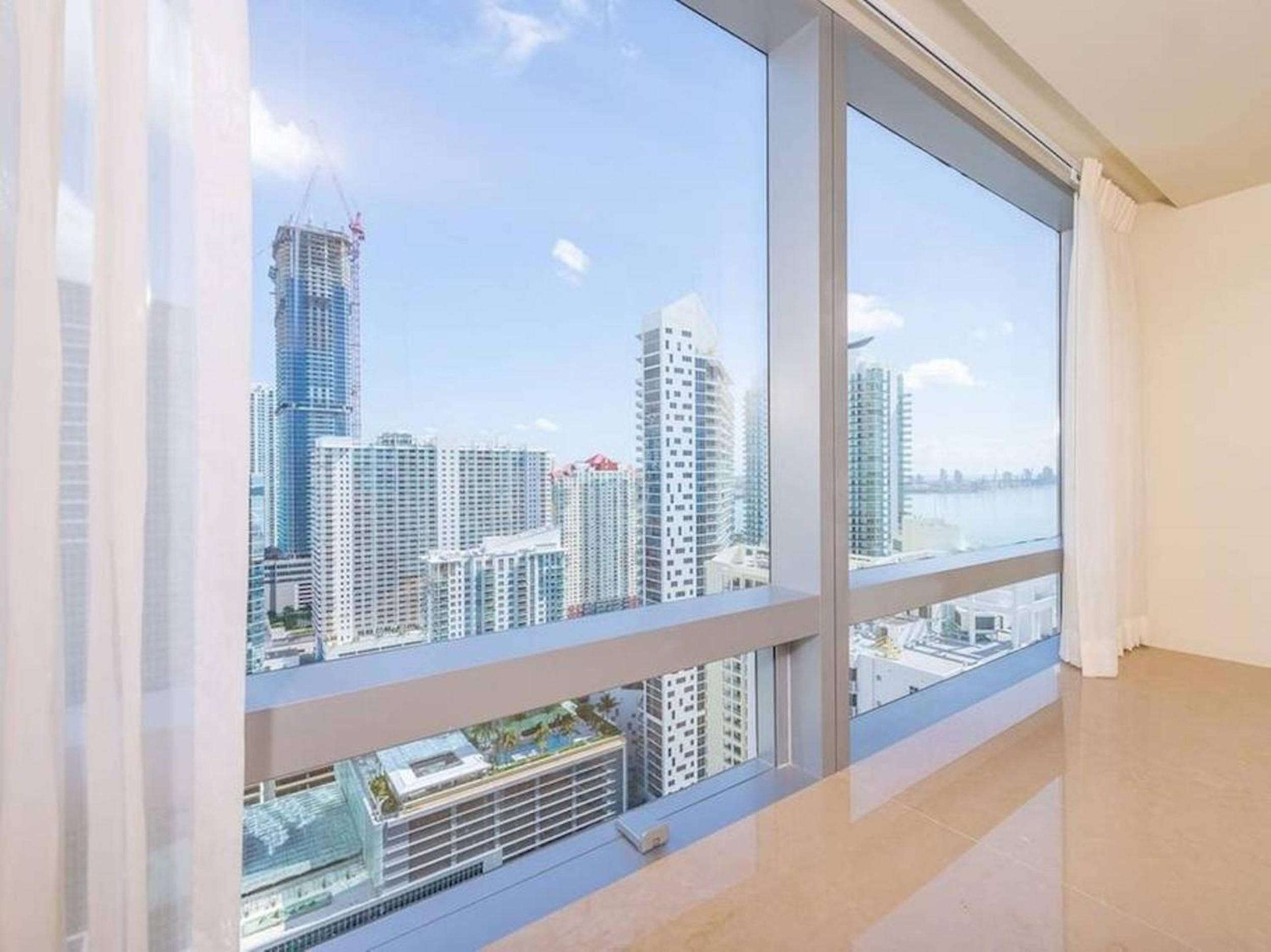 Signature Suite at Four Seasons Residences - Limited Time Offer