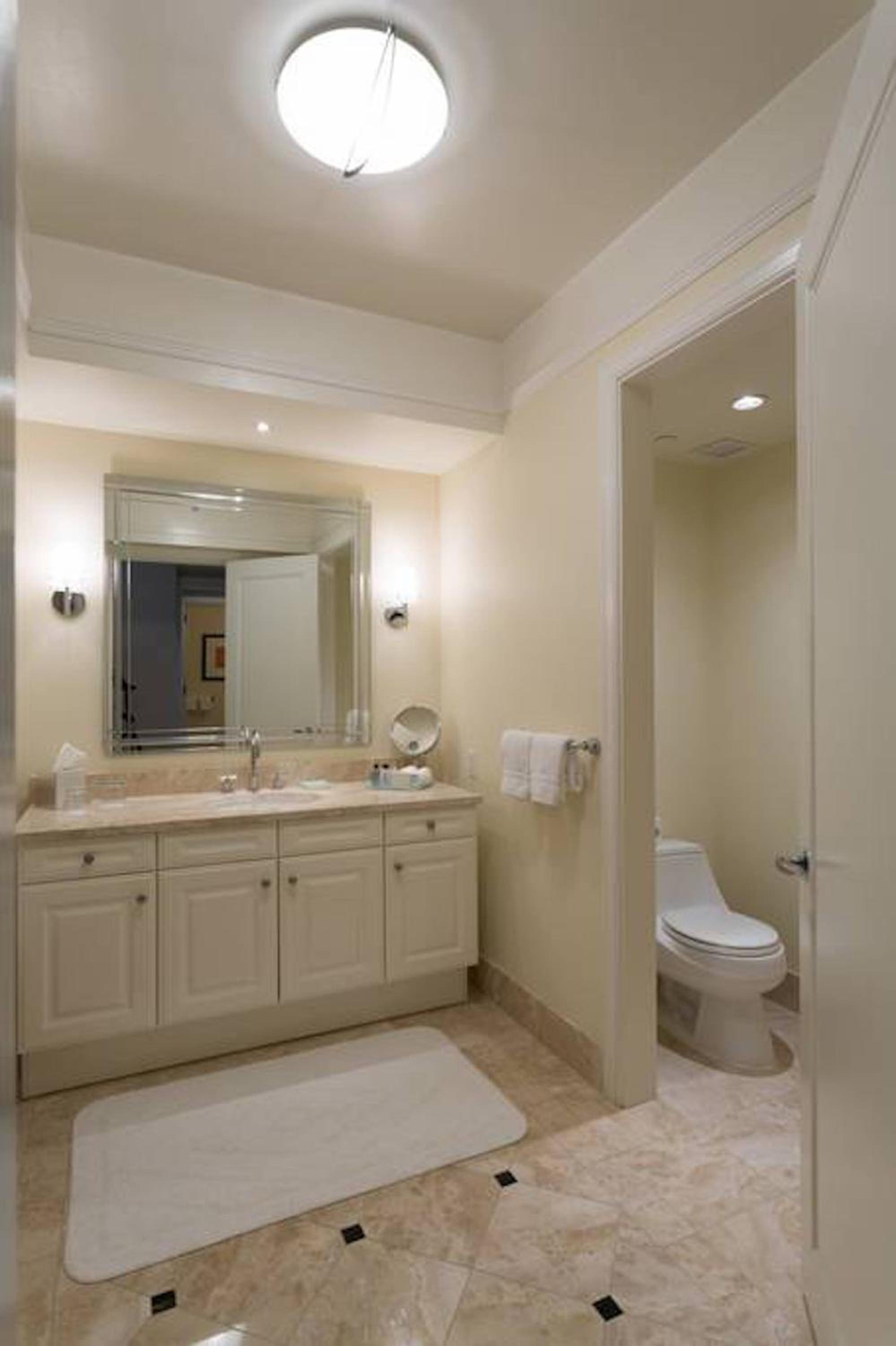 Signature Suite at Four Seasons Residences - Limited Time Offer