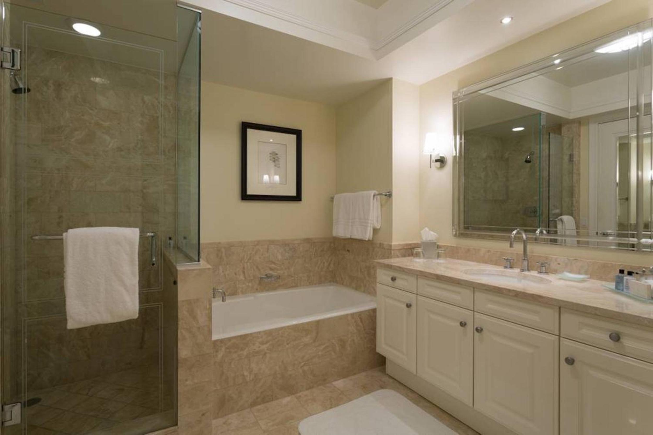 Signature Suite at Four Seasons Residences - Limited Time Offer