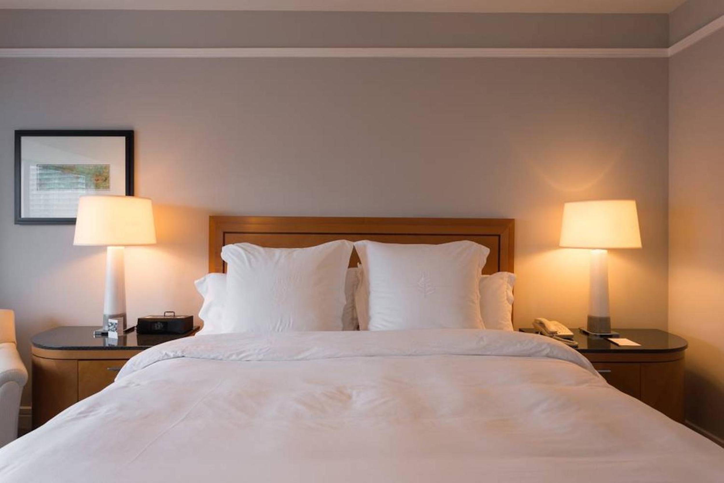 Signature Suite at Four Seasons Residences - Limited Time Offer