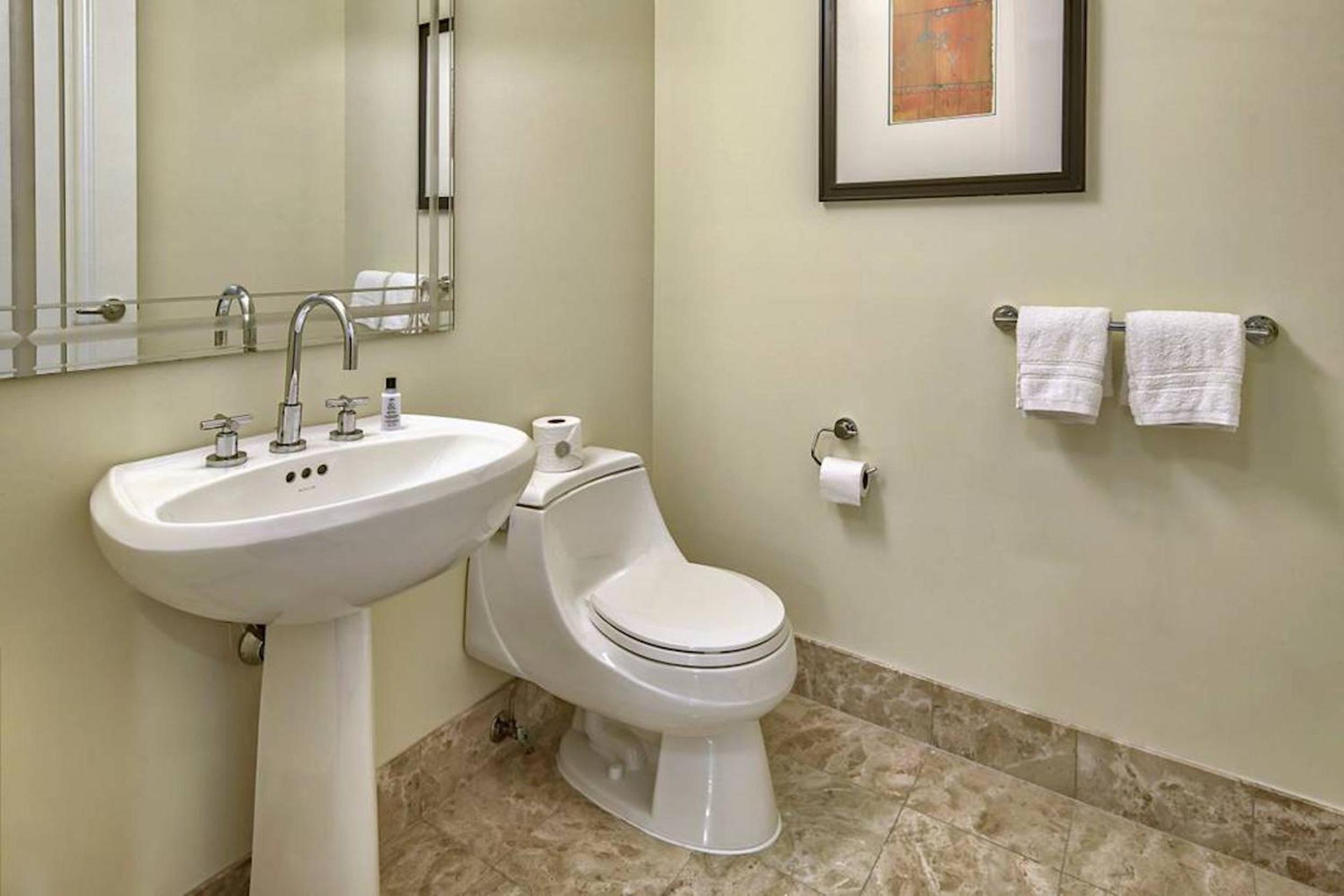 Signature Suite at Four Seasons Residences - Limited Time Offer