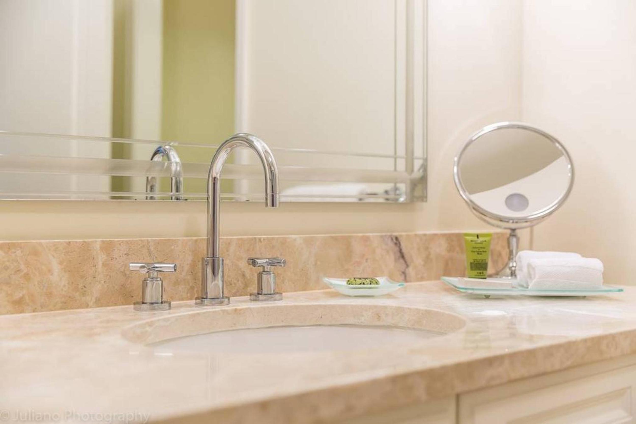 Signature Suite at Four Seasons Residences - Limited Time Offer