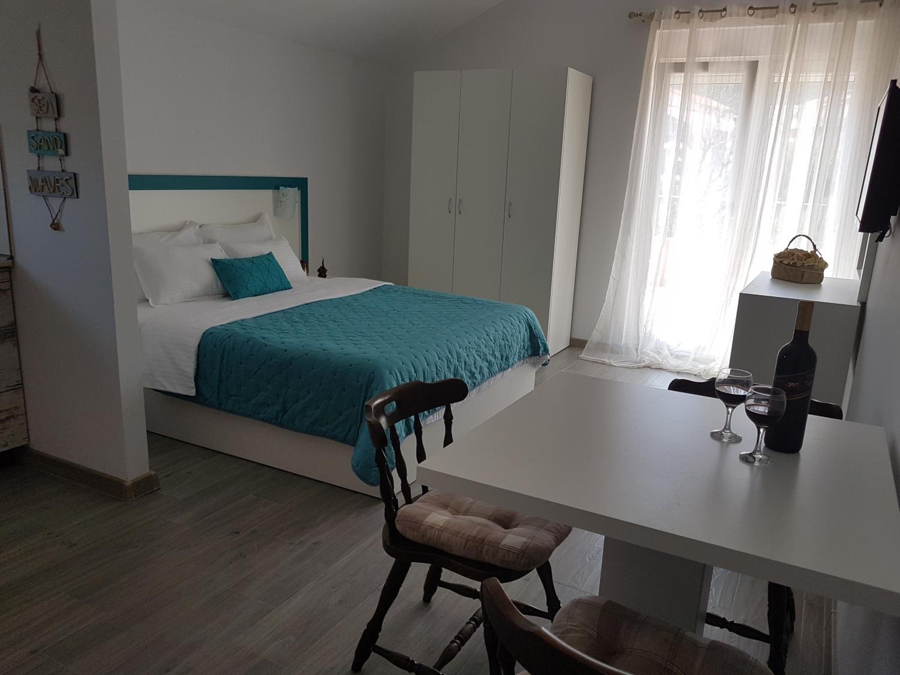 Apartments and Rooms Lijesevic