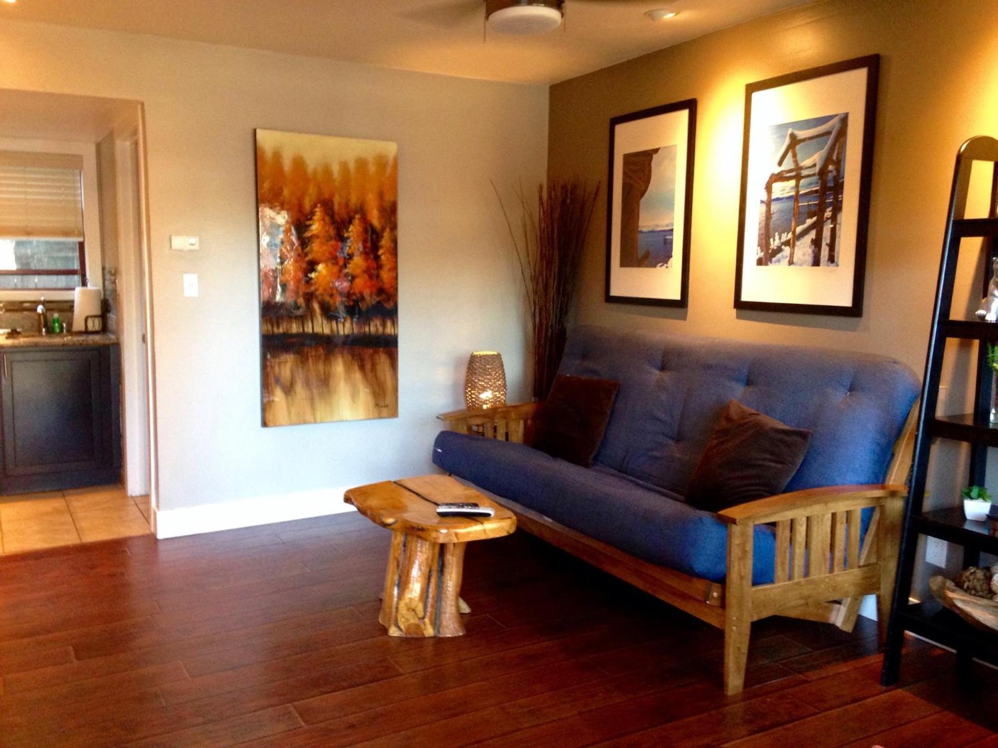Gondola Lodge with 5-dollar Beach Voucher