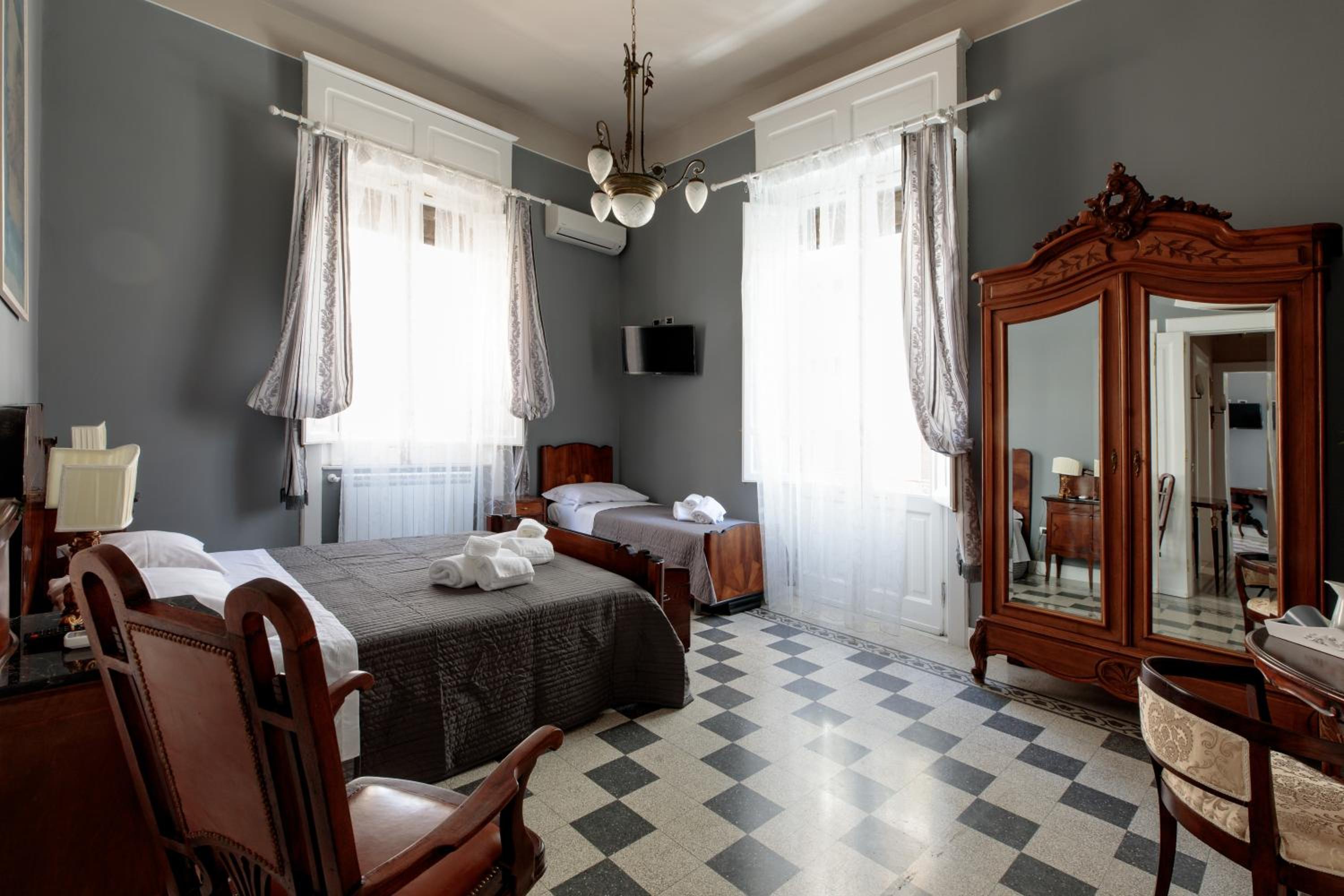 hotel room