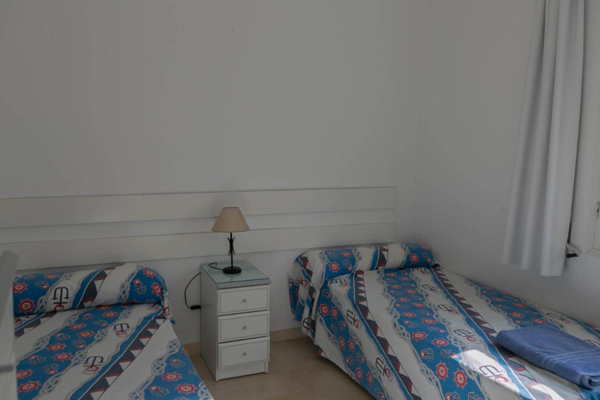 3 bedroom apartment in Aiguafreda, Begur. Terrace, panoramic views, pool. (Ref:H23) view 3
