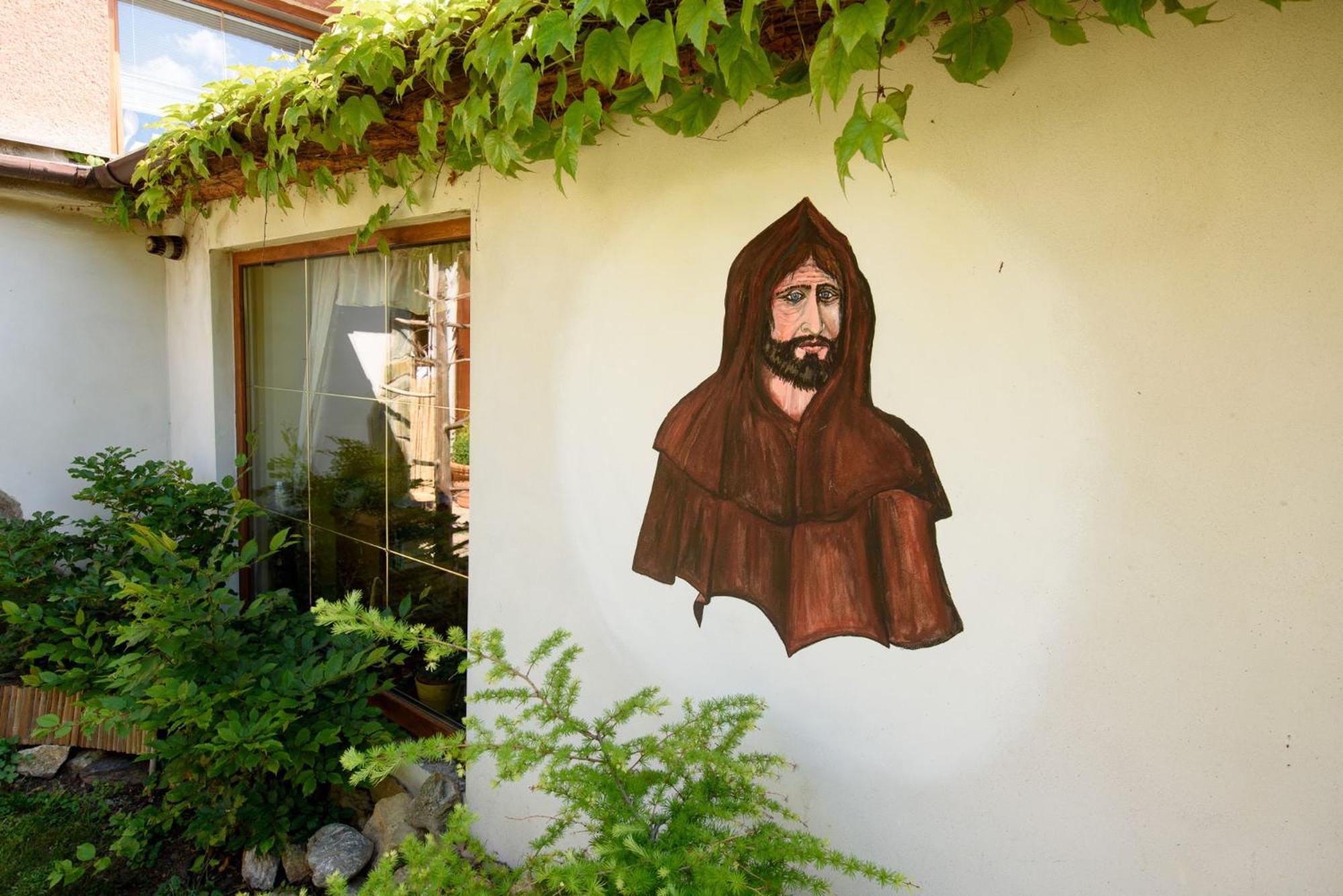 Photo 18