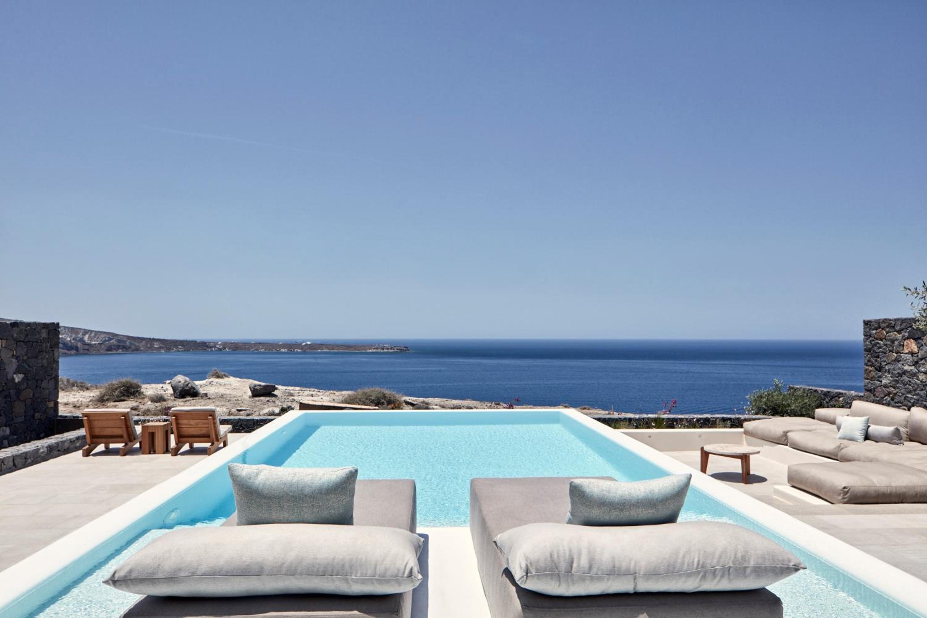 Oia Vacations - Canaves Epitome - Small Luxury Hotels of the World - Property Image 2