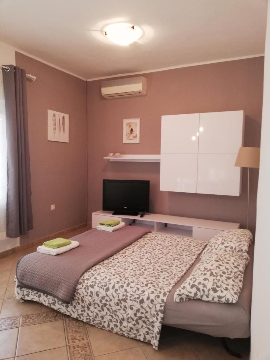 Apartments Merlin view 5