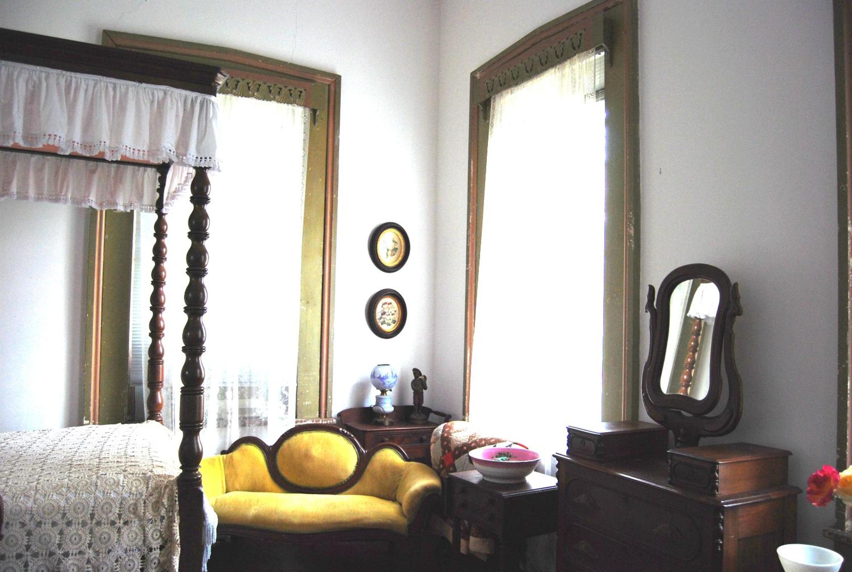 Natchez Vacations - Glenfield Plantation Historic Antebellum Bed and Breakfast - Property Image 7