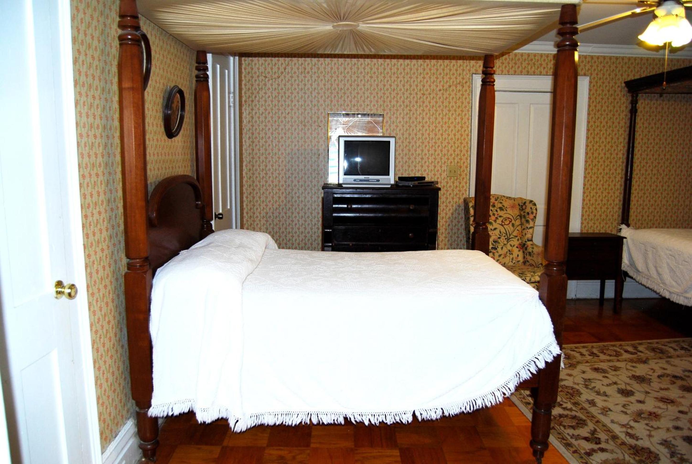 Natchez Vacations - Glenfield Plantation Historic Antebellum Bed and Breakfast - Property Image 22
