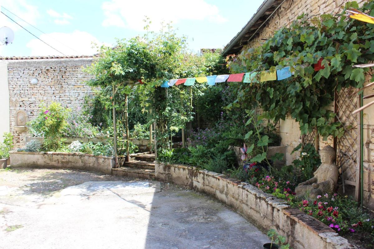 Photo 18