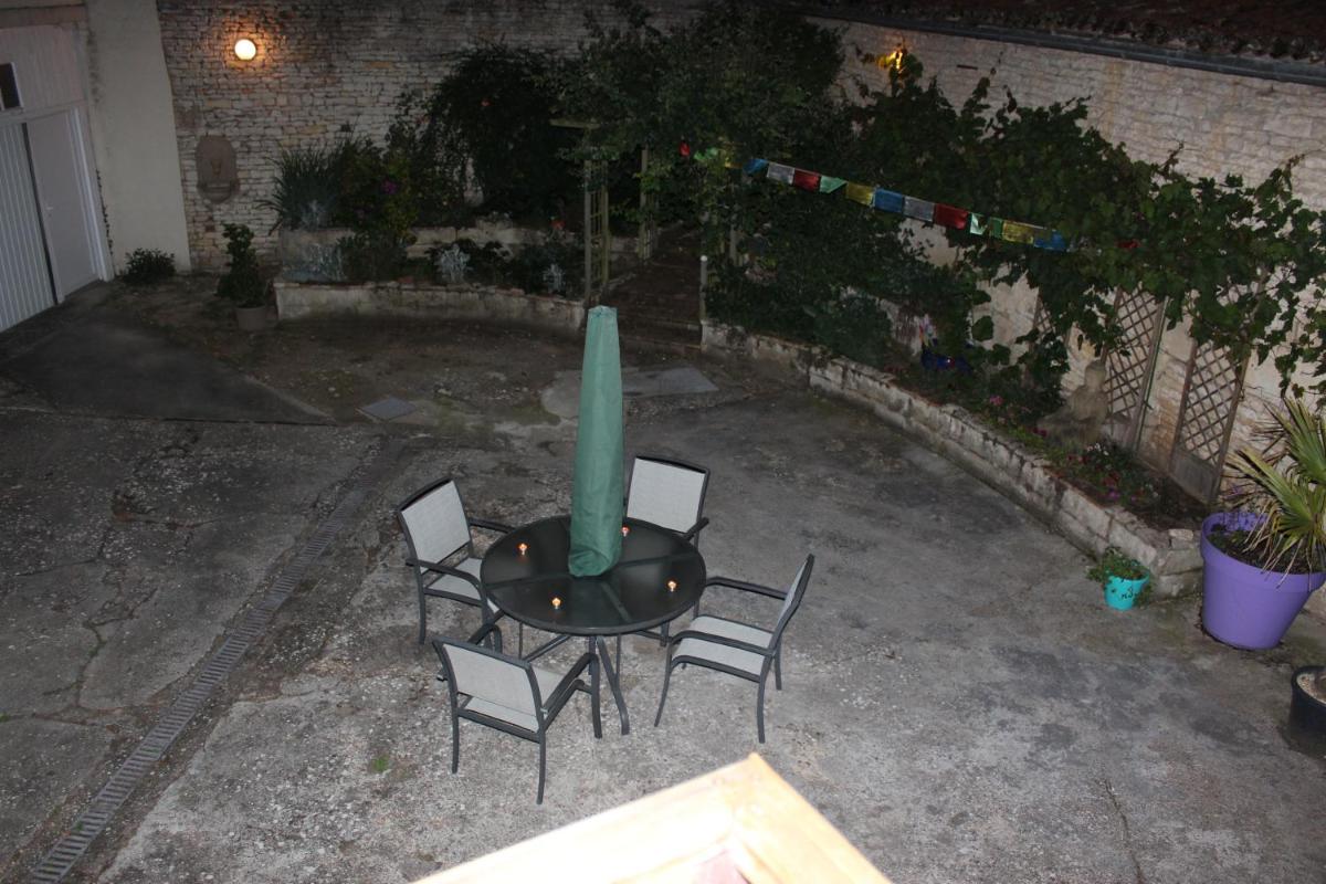 Photo 25