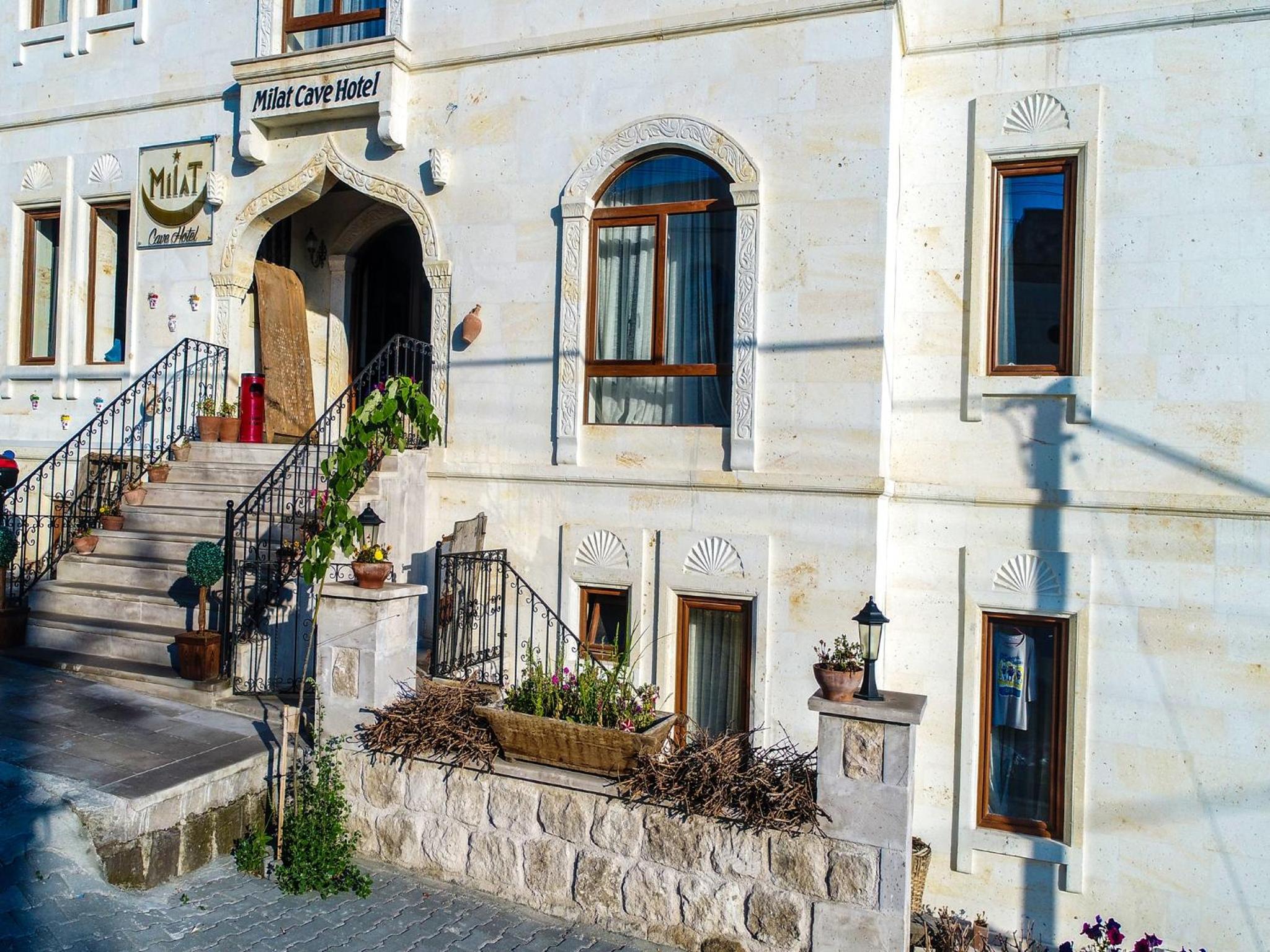 Milat Cave Hotel - Image 16