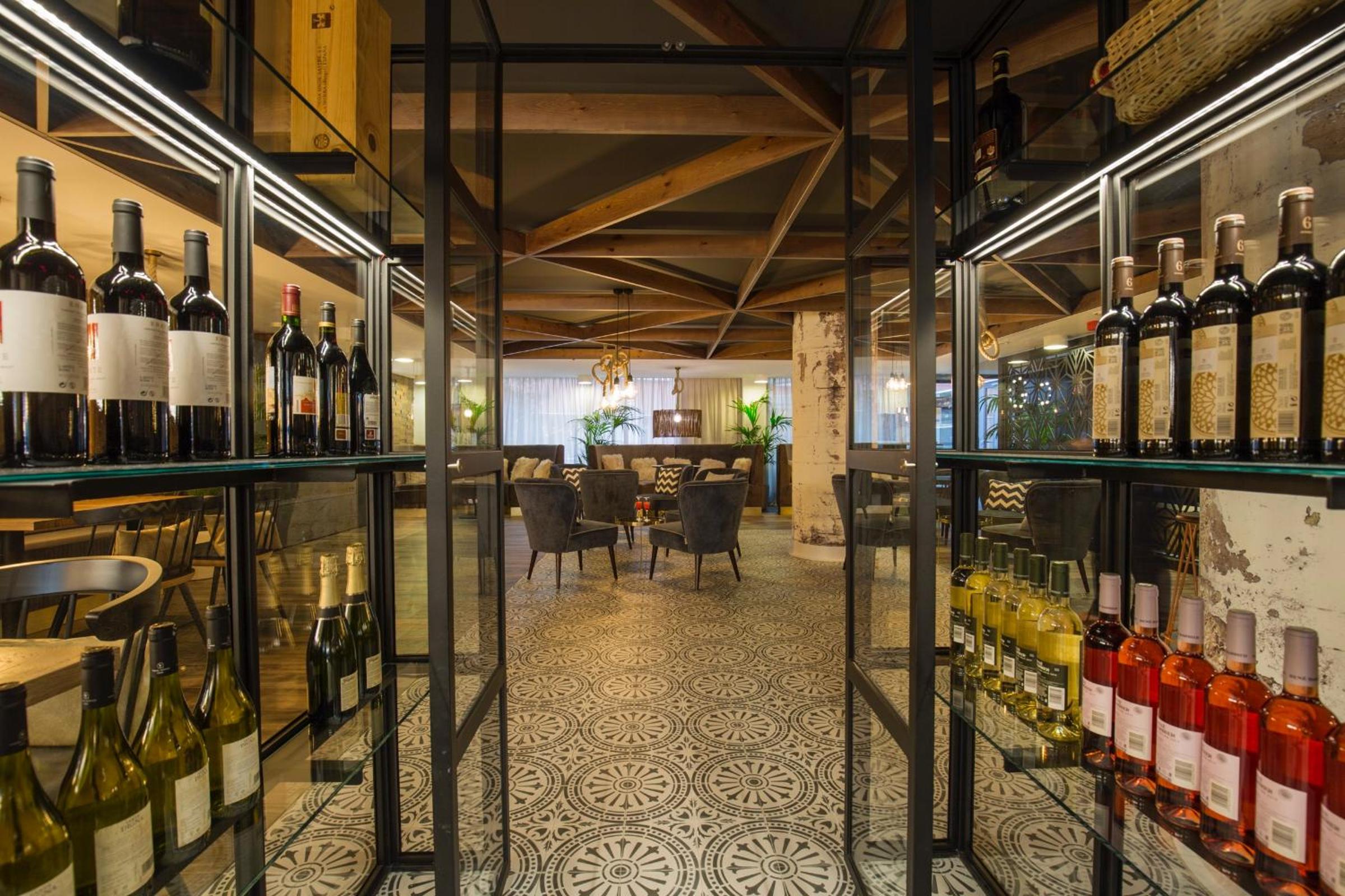 Andorra la Vella Vacations - Yomo Centric - Property Image 8