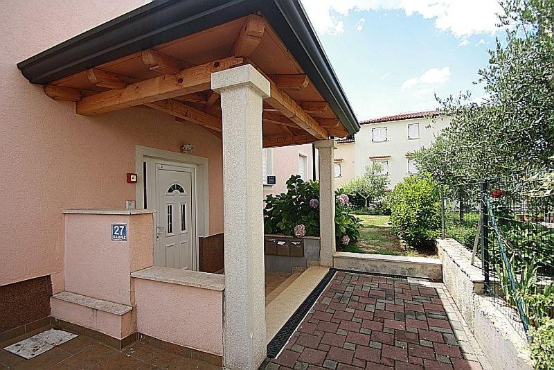 Apartment Bilic with balcony view 2