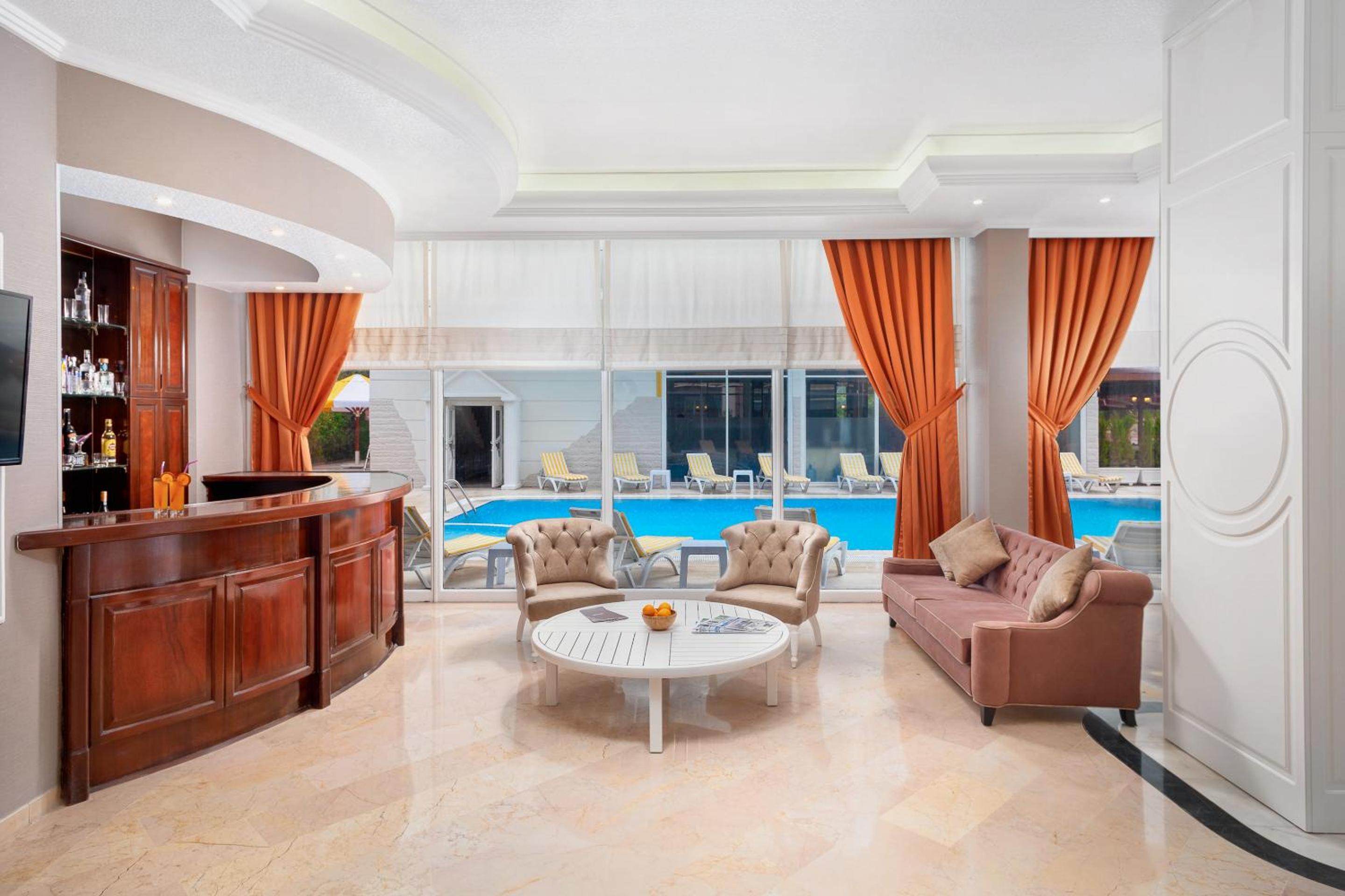 Golden Orange Hotel - Image 28