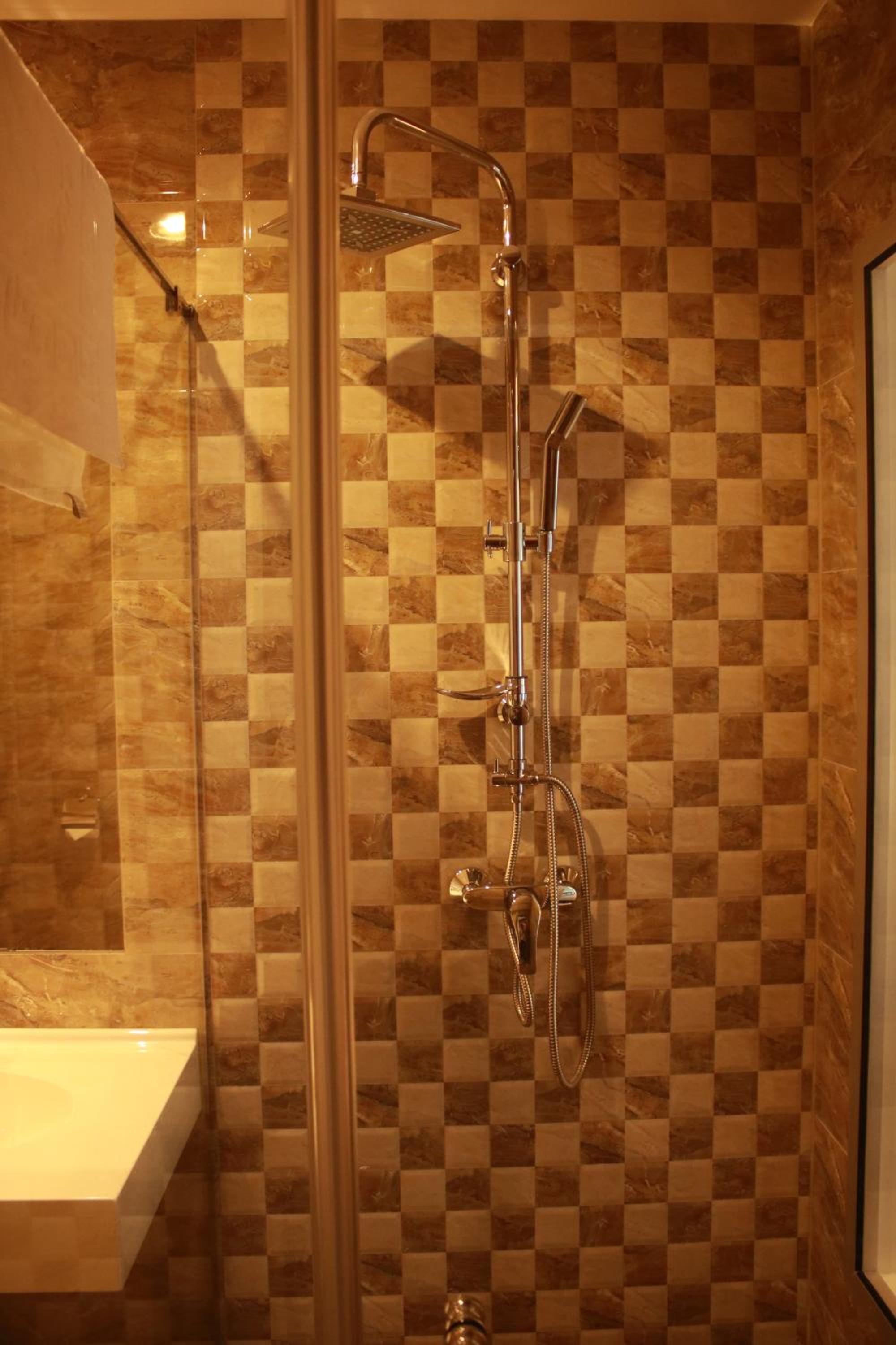 Photo 48