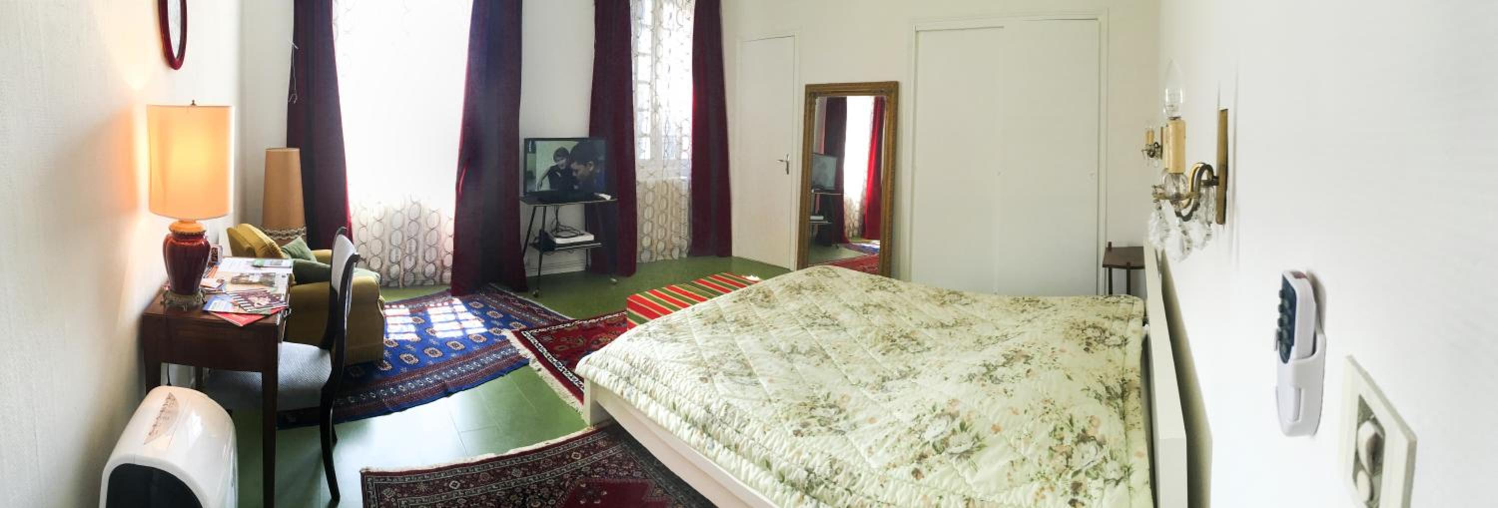 46FM : Montauban Guest House view 3
