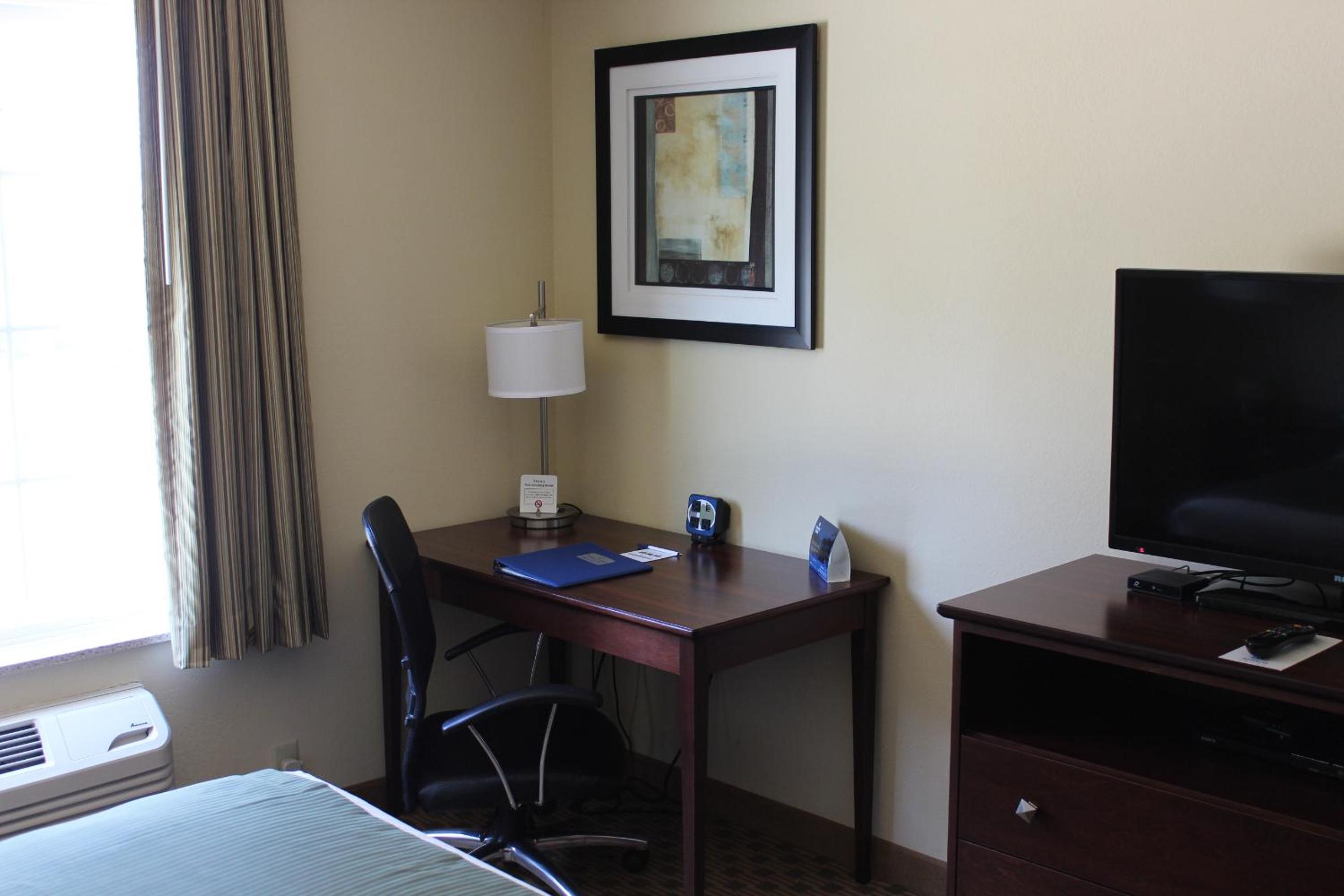 Cobblestone Inn & Suites - Rugby