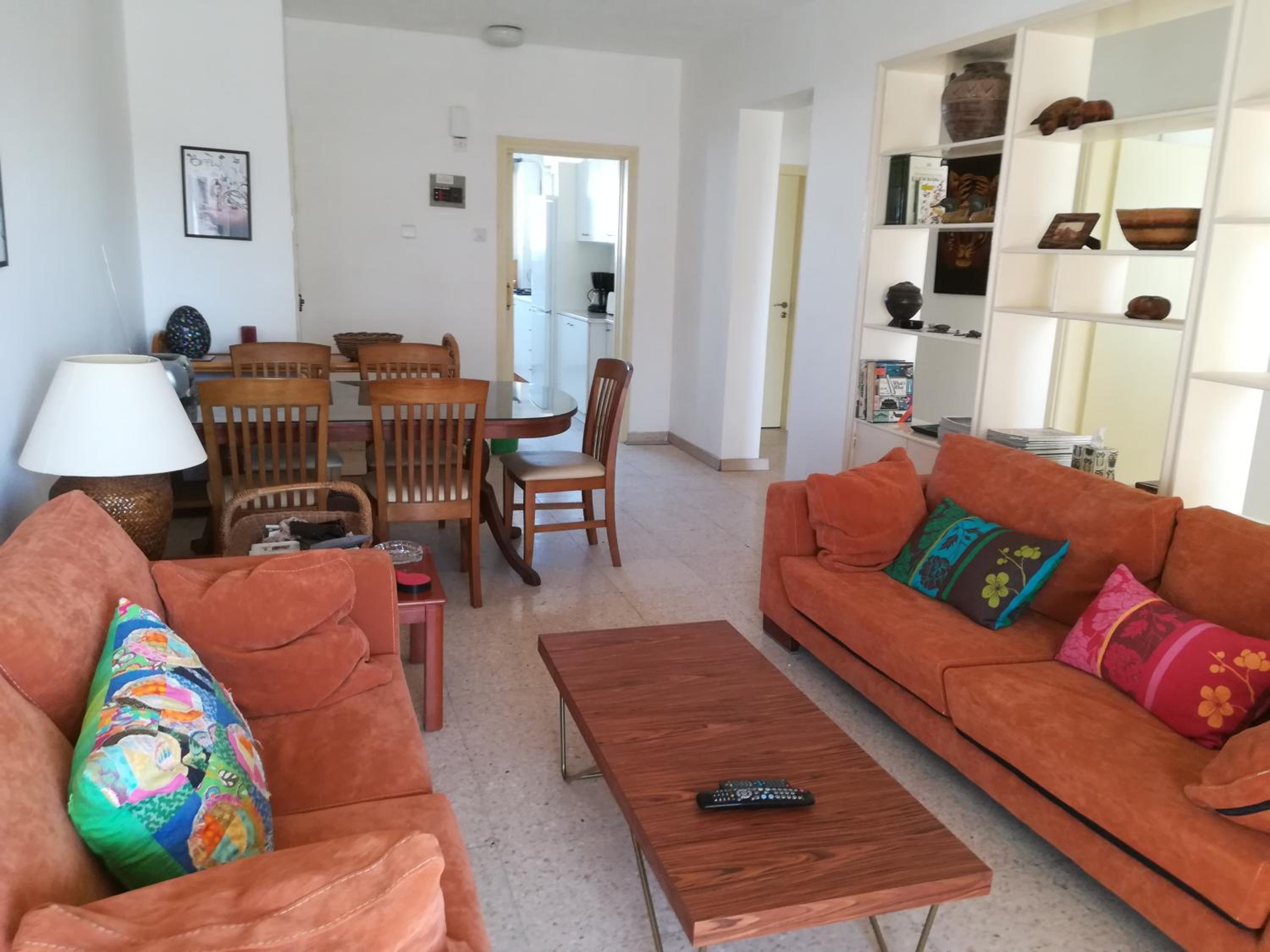 Sevi's Place, 3 Bedroom Flat, 110 s.m view 5