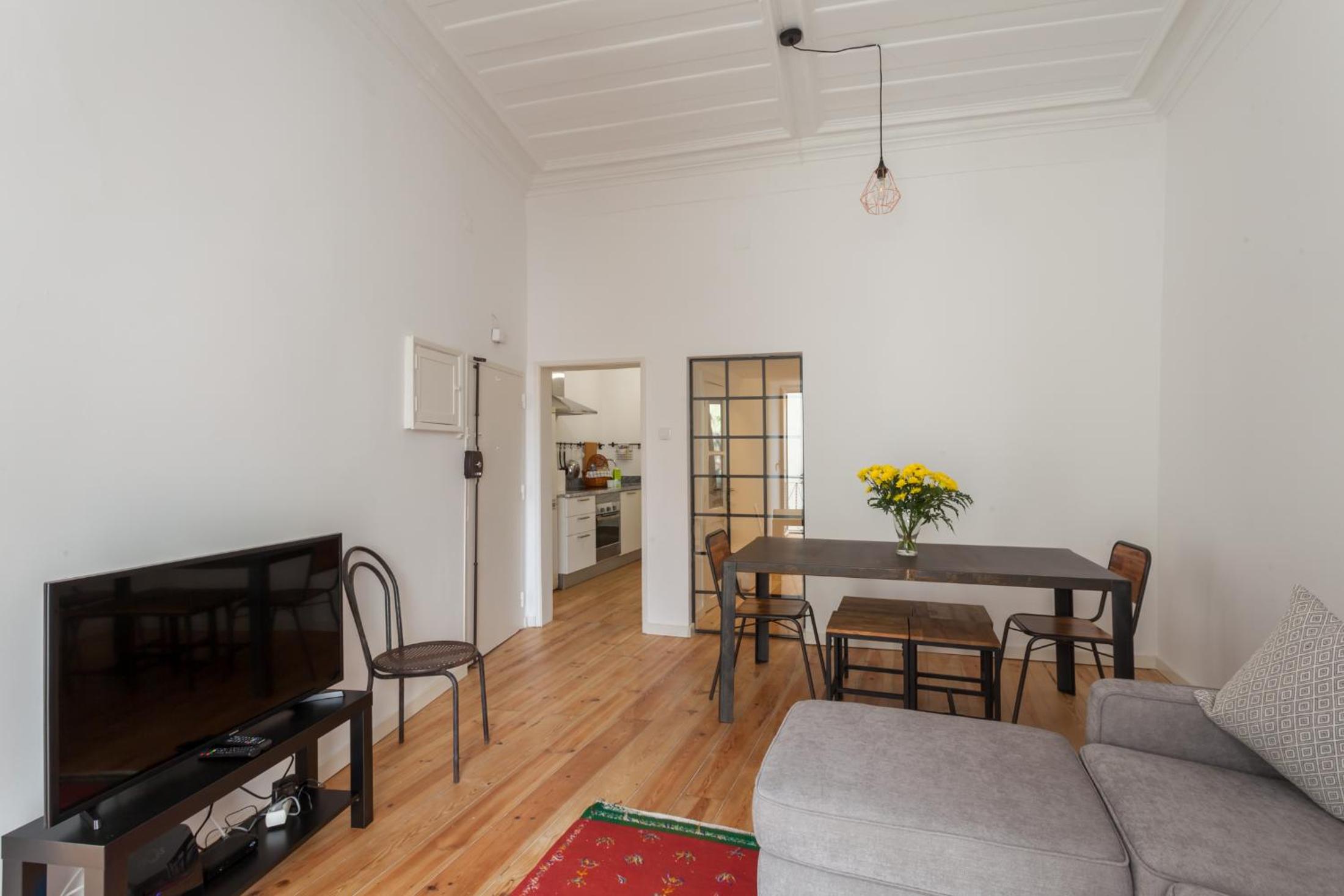 BeGuest Santa Catarina Lisbon Apartment view 2