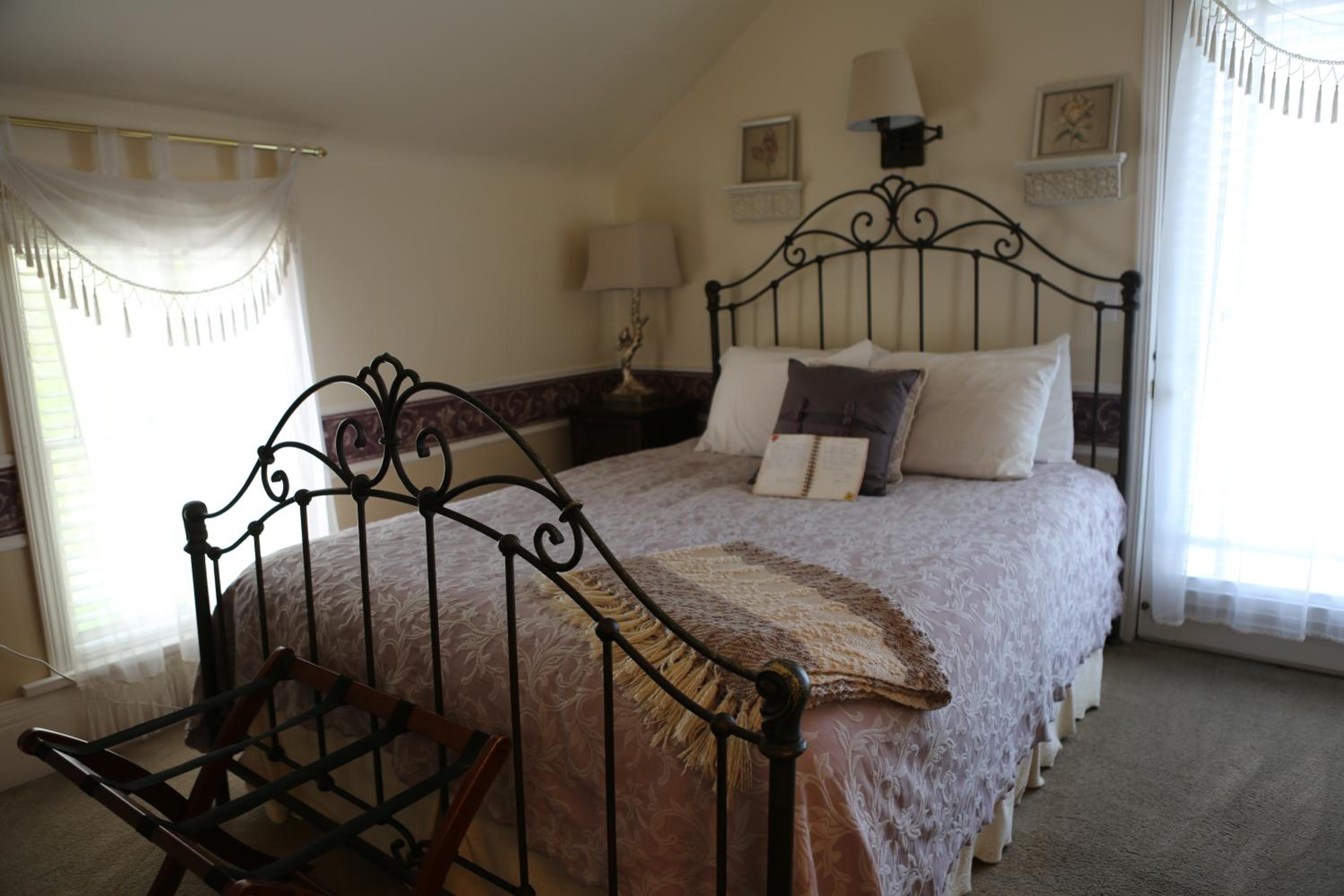 Martha's Vineyard B & B