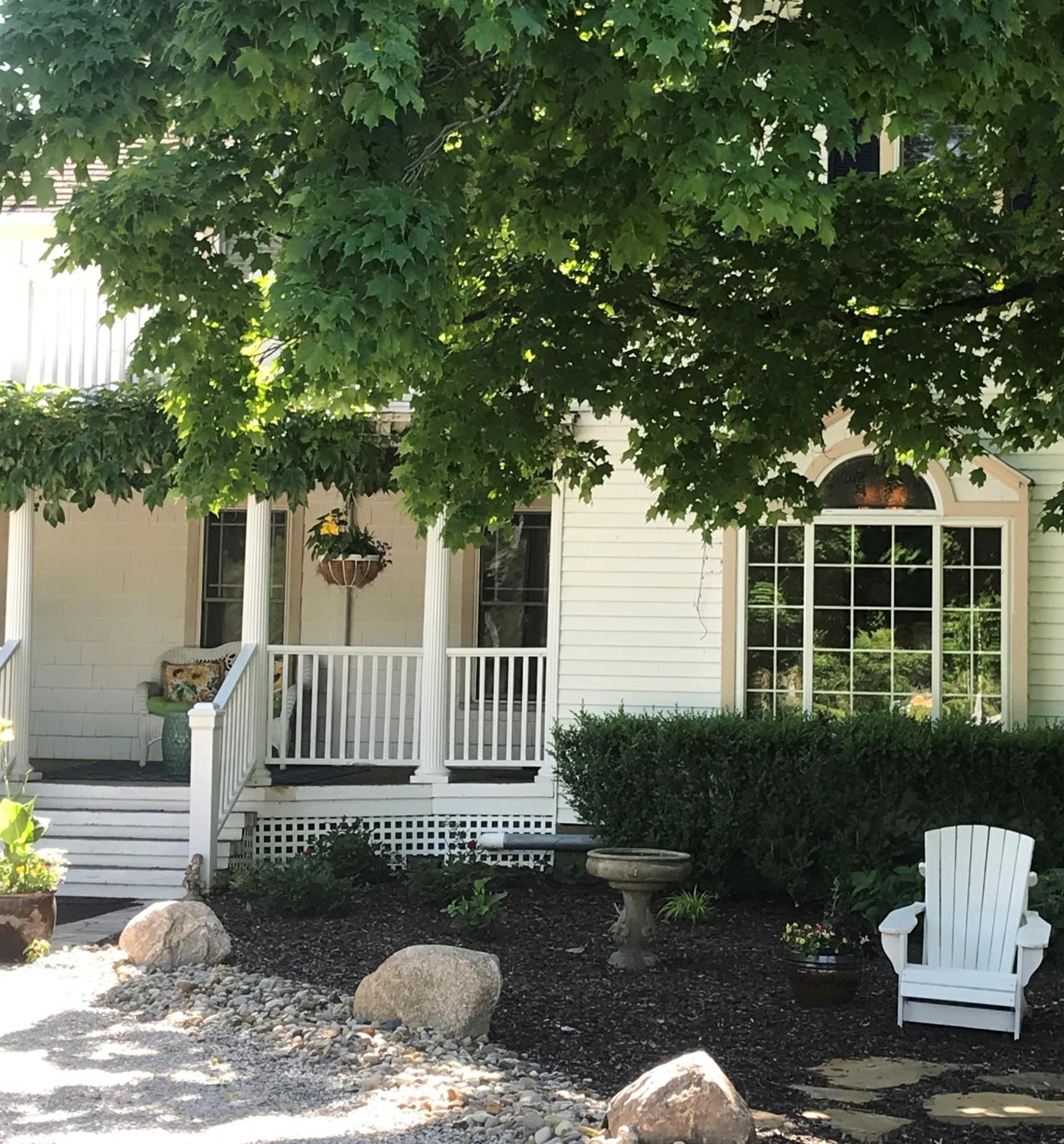 Martha's Vineyard B & B
