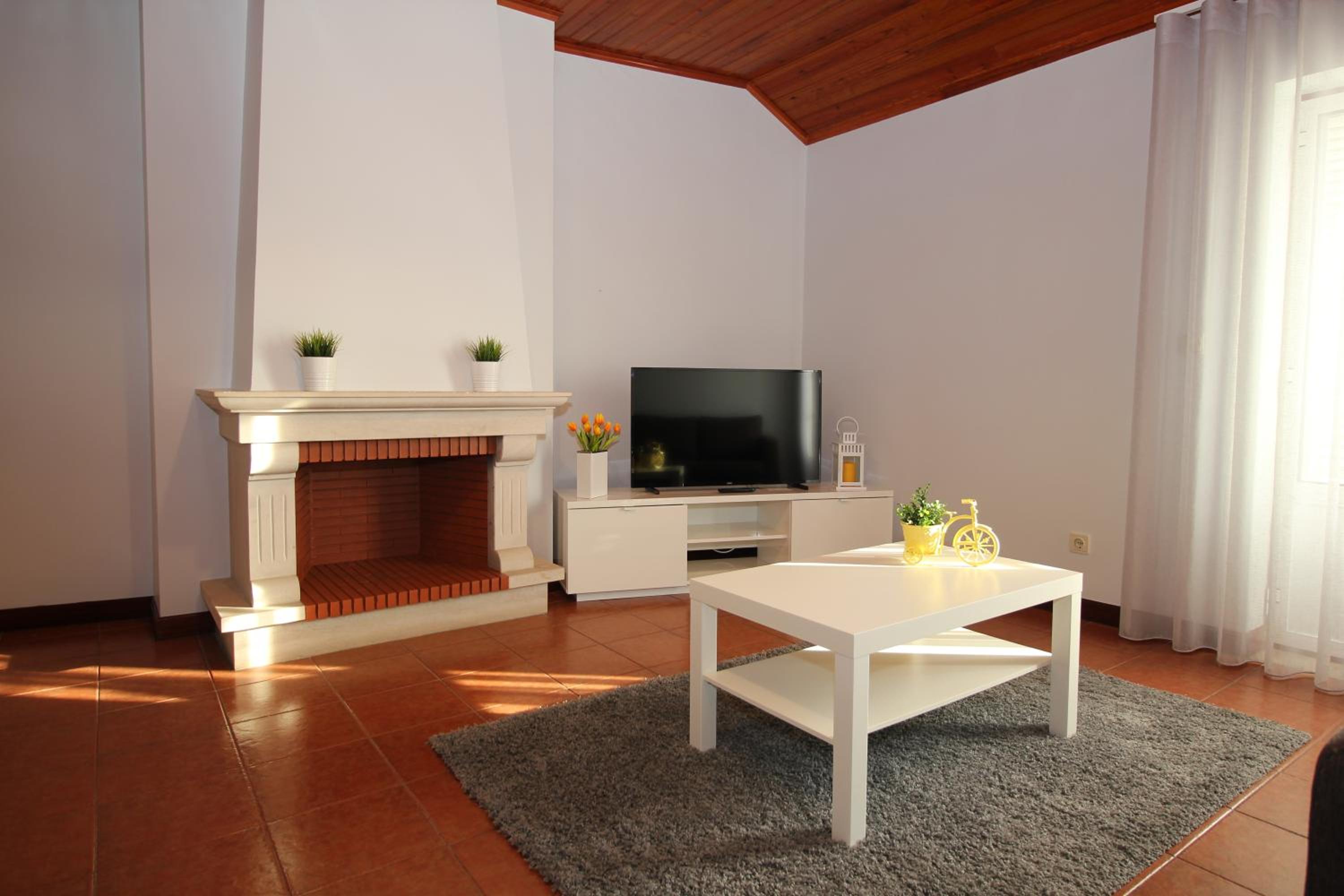 Subvilla Beach Place view 4