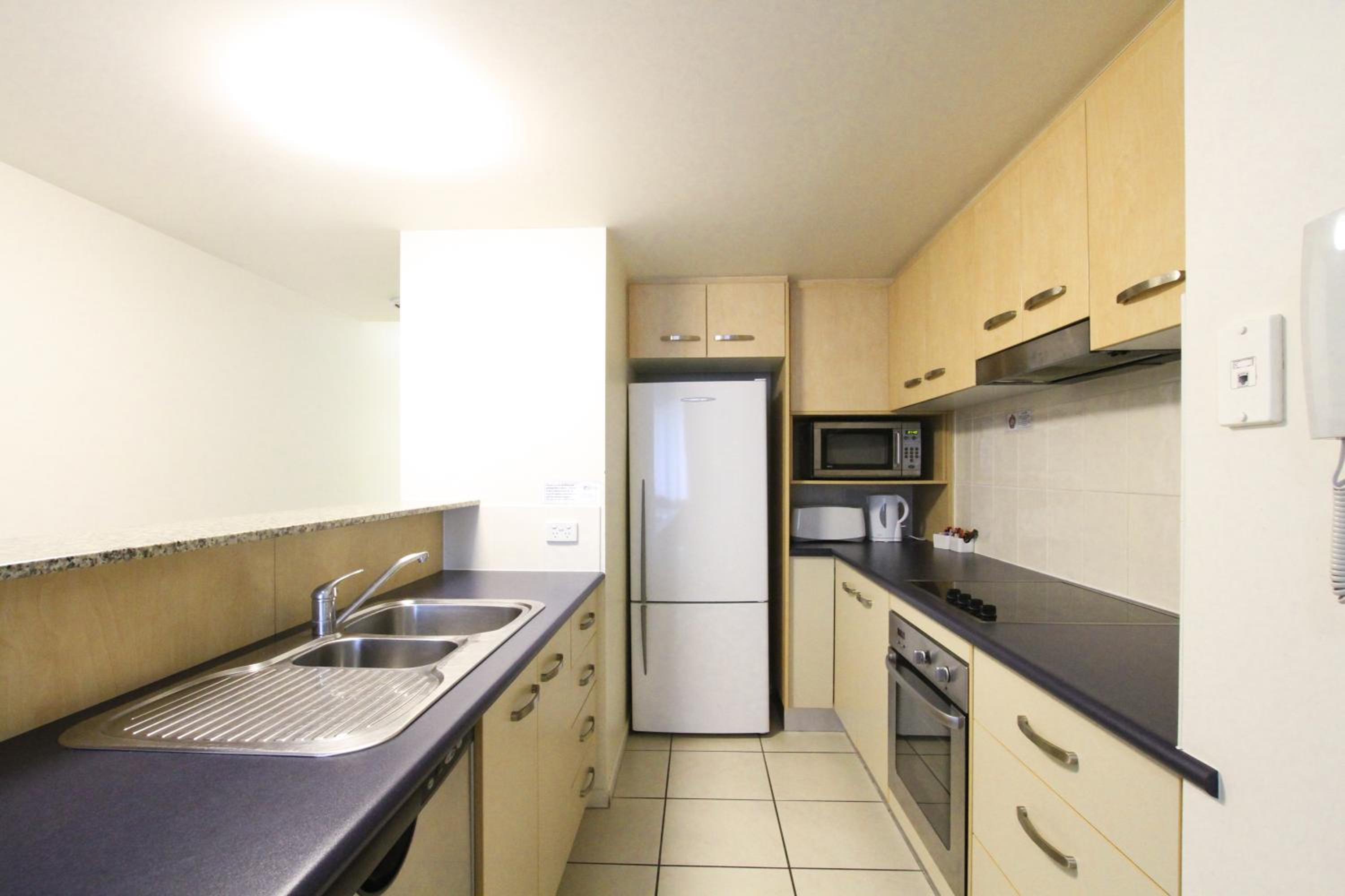 Caloundra Central Apartment Hotel Official