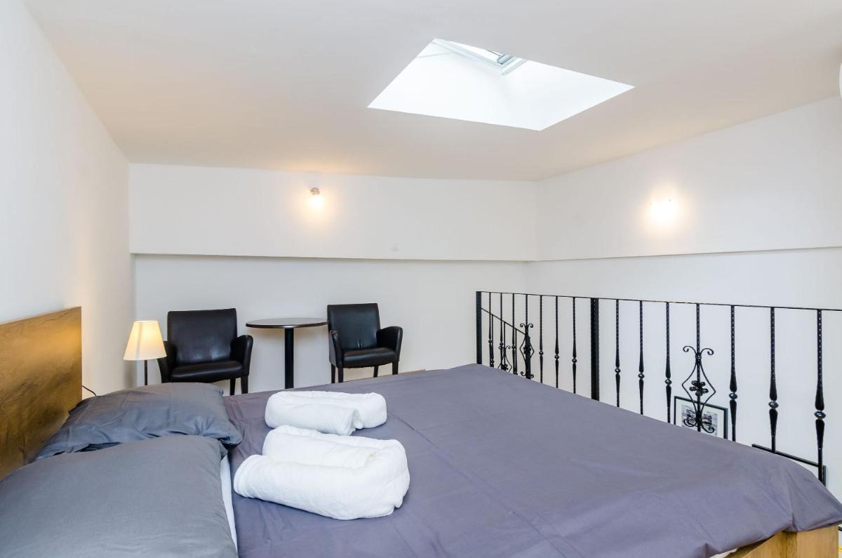 Rooms Baza