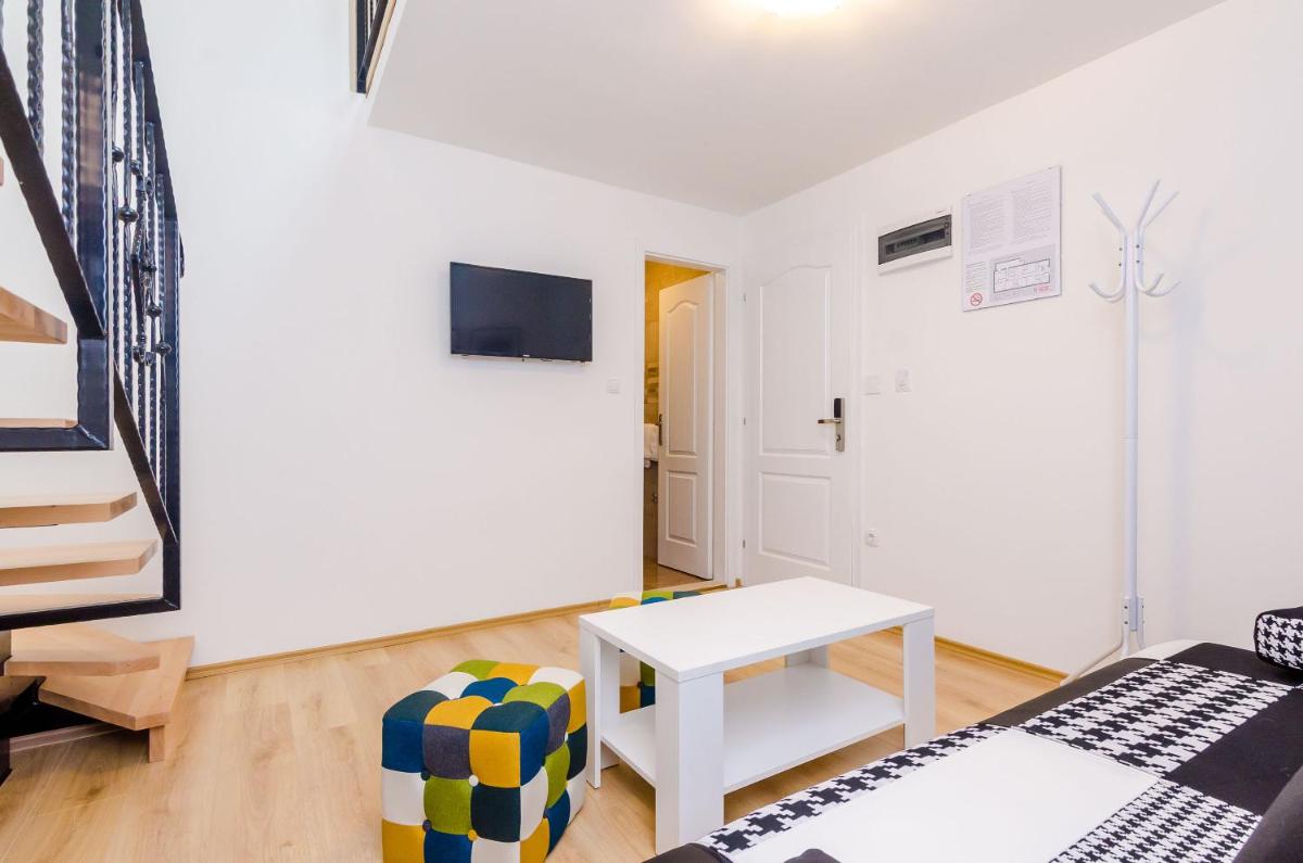 Rooms Baza