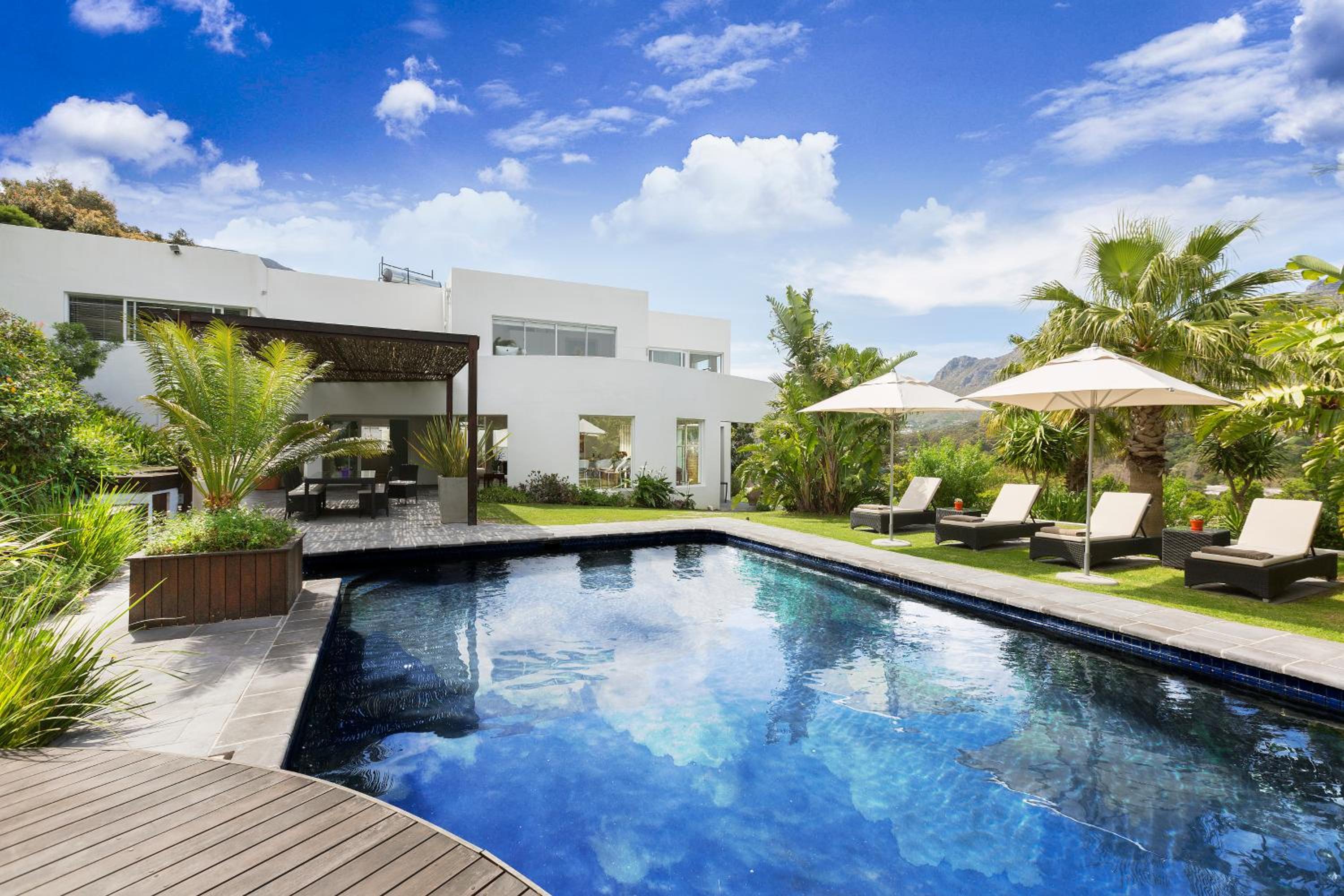CUBE Guest House