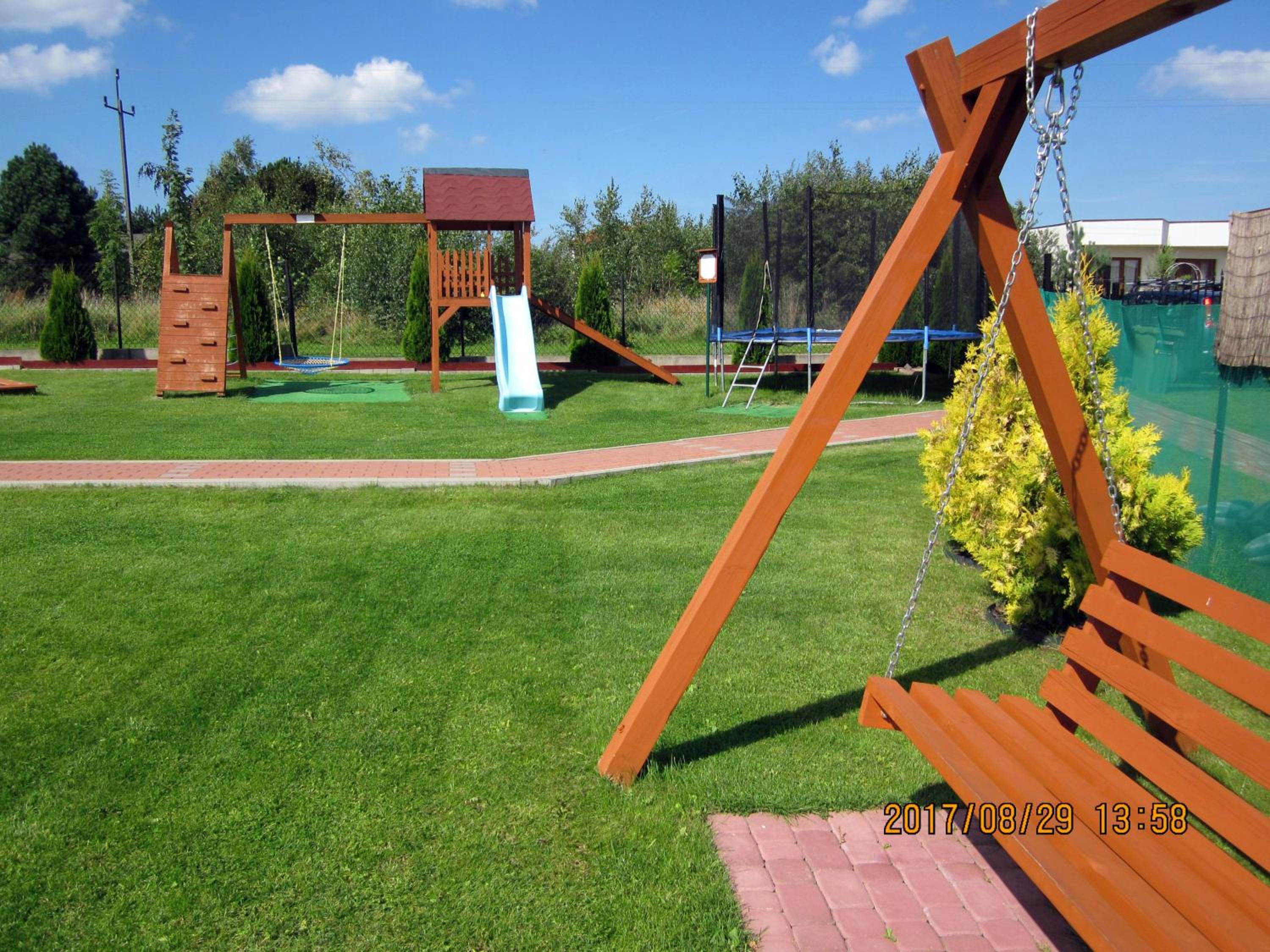 Photo 28