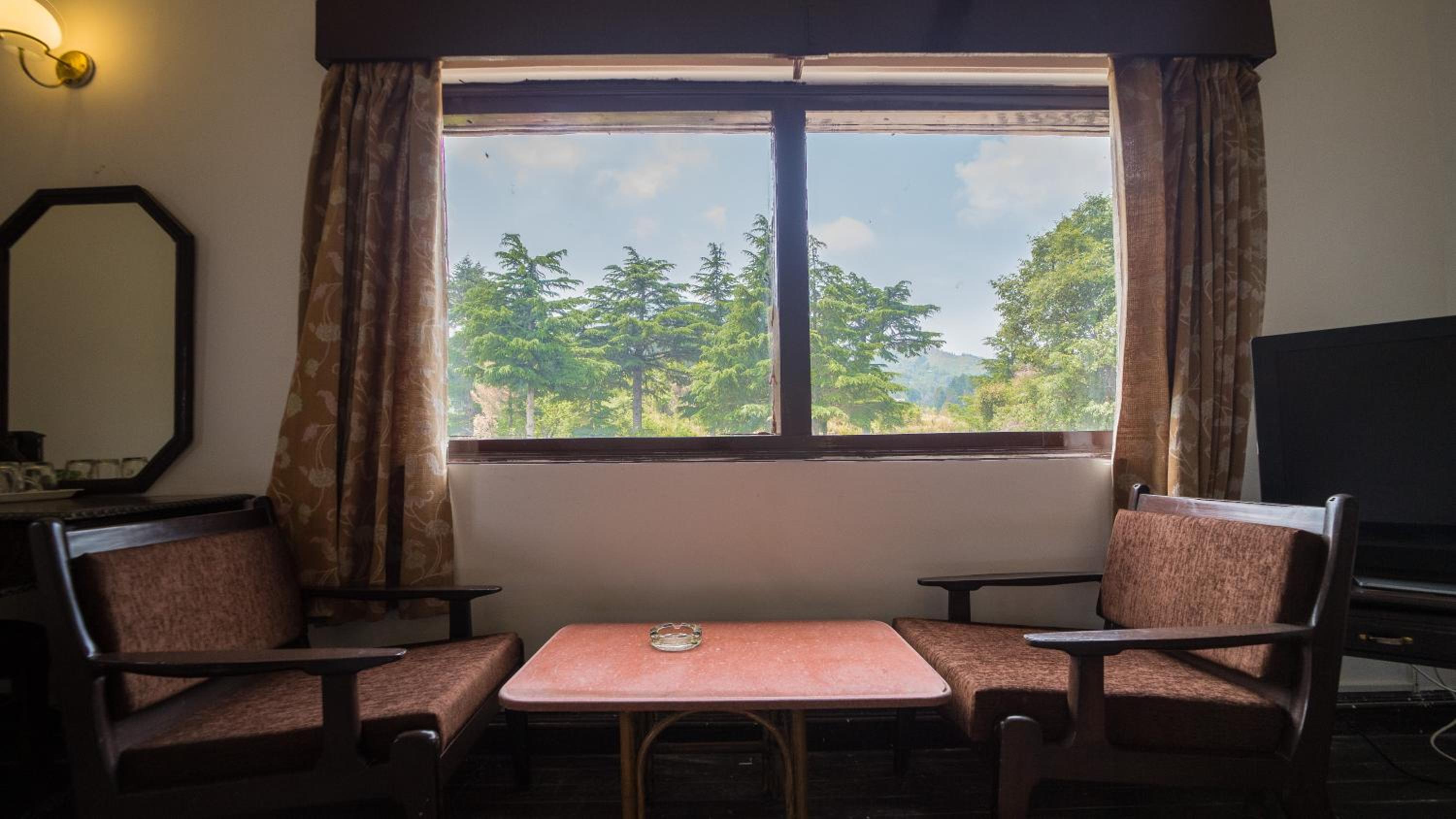 Cedar Lodge By Aahma
