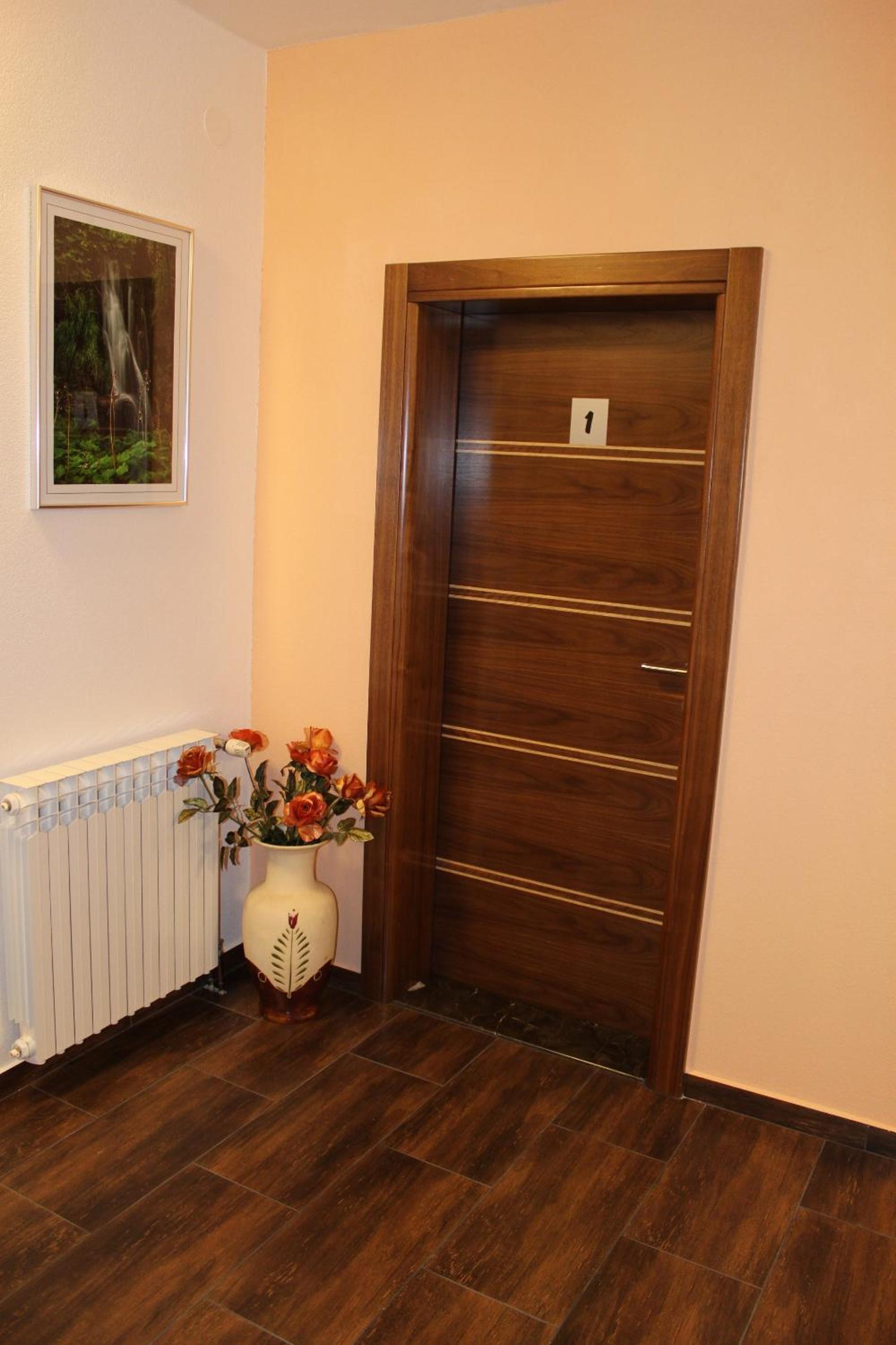 Photo 49