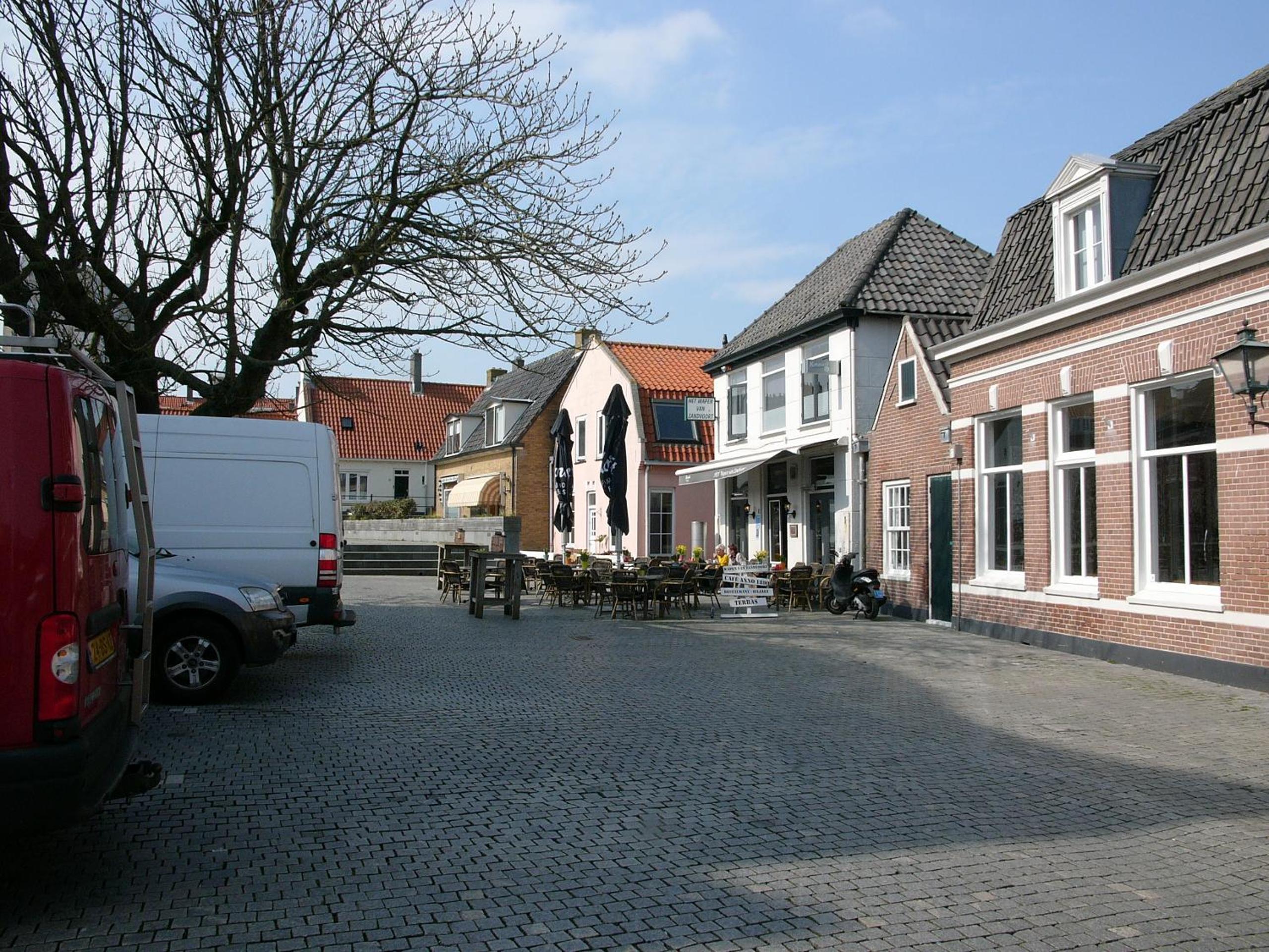 Photo 46