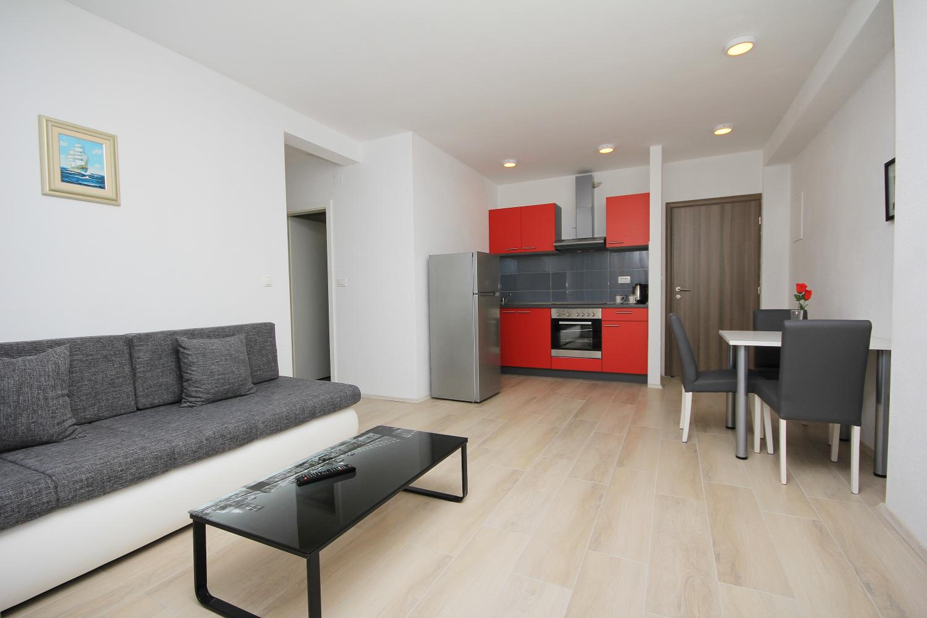 Apartmani Lovre view 3