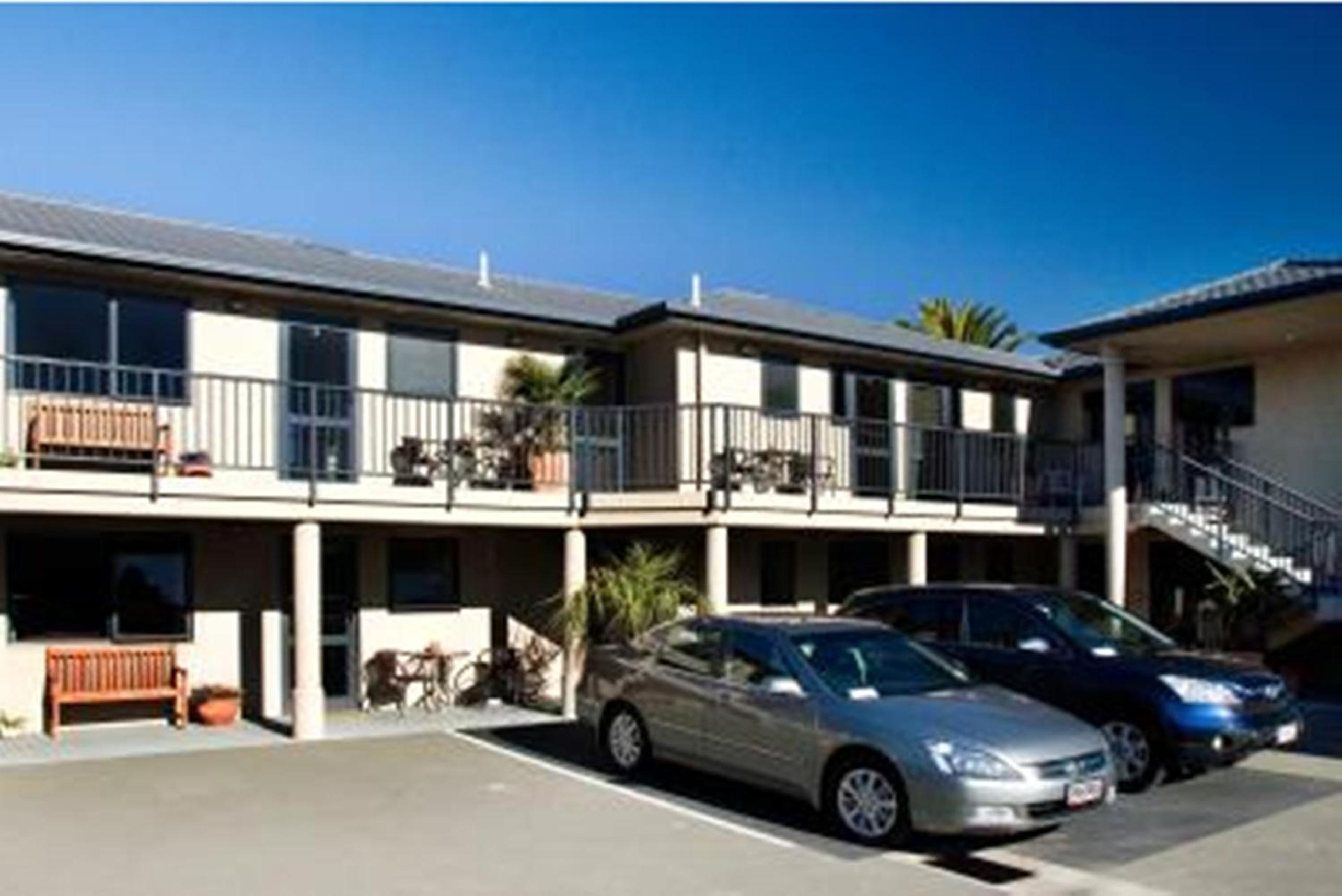 Blenheim Palms Motel