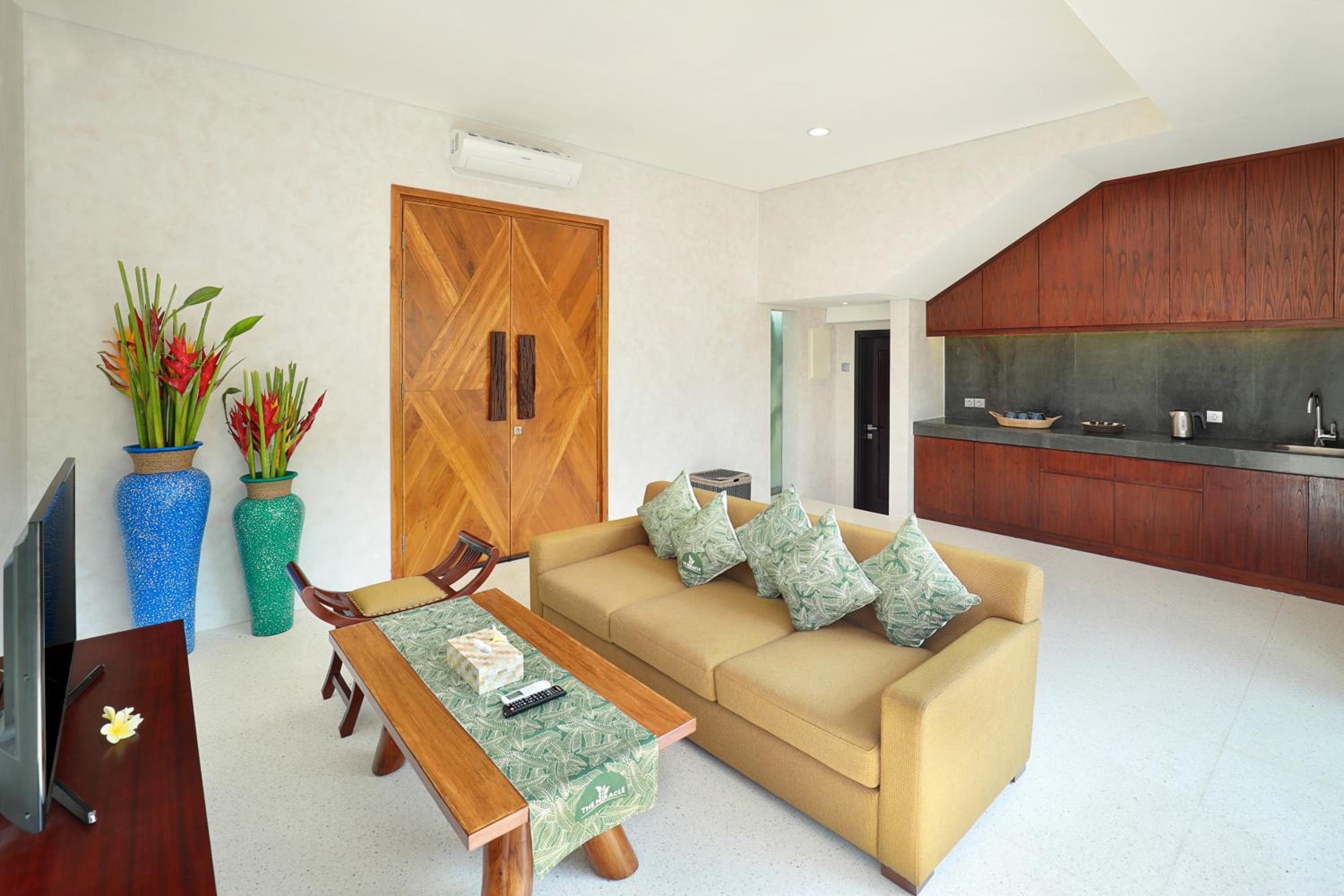 The Miracle Villa Nusa Dua