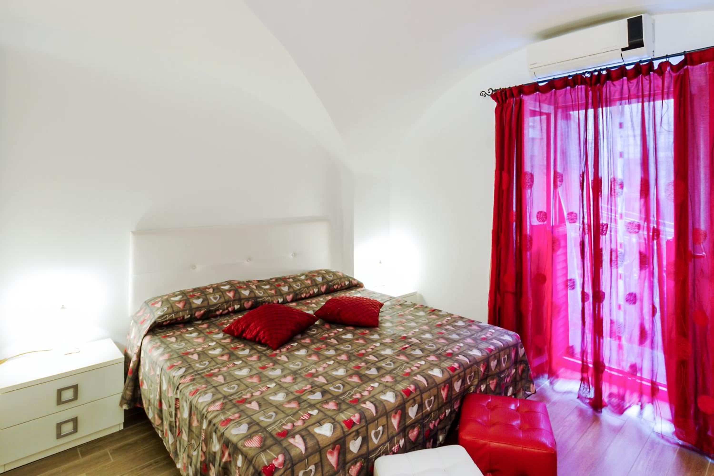 GuestHost - Catania Central Flat