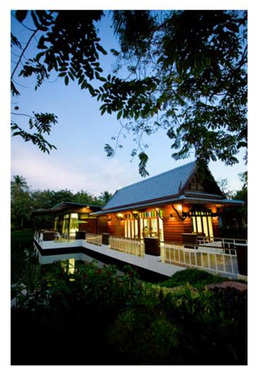 Young Coconut Garden Home Resort