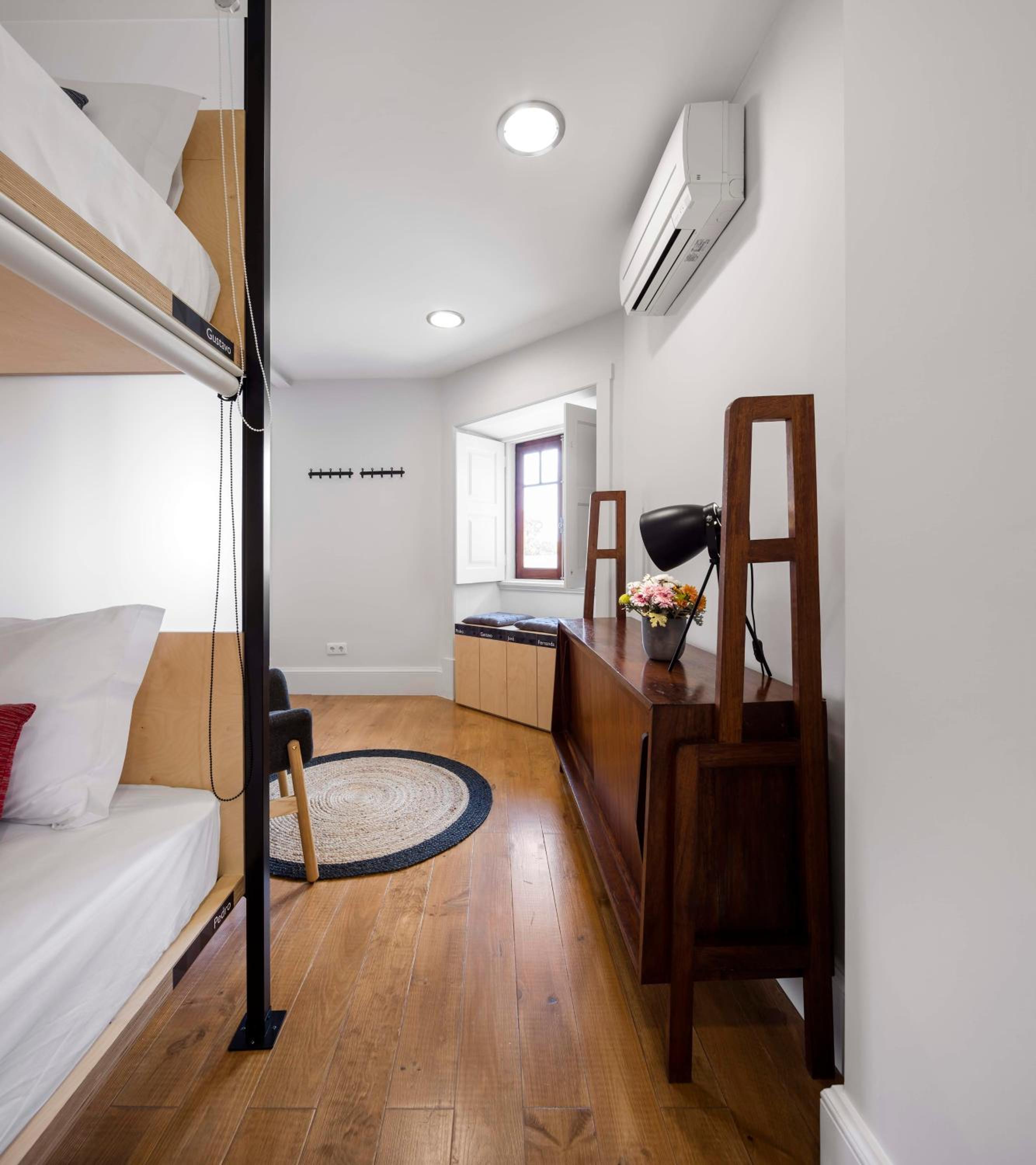 Penedo da Saudade Suites & Hostel