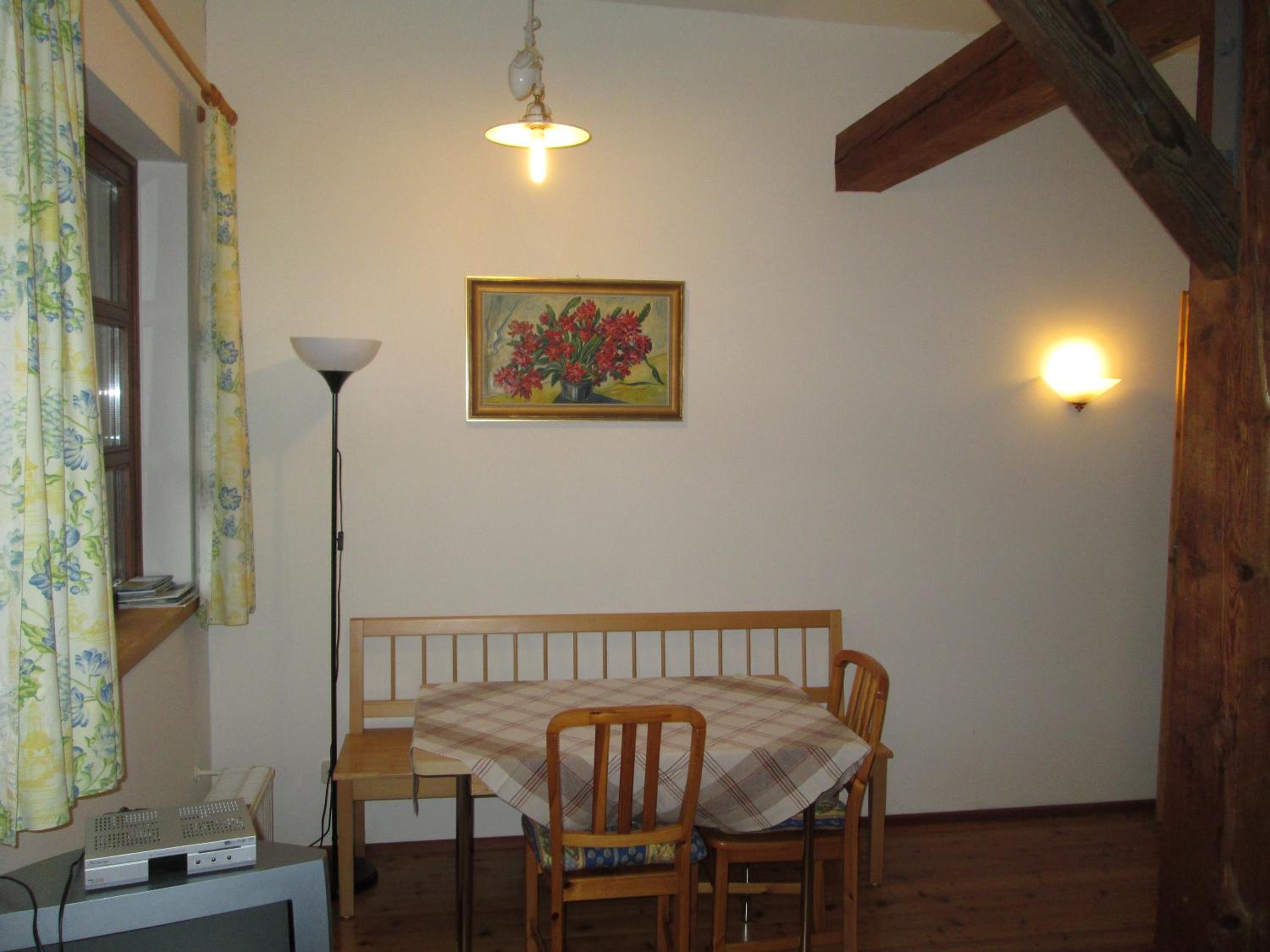 Photo 33