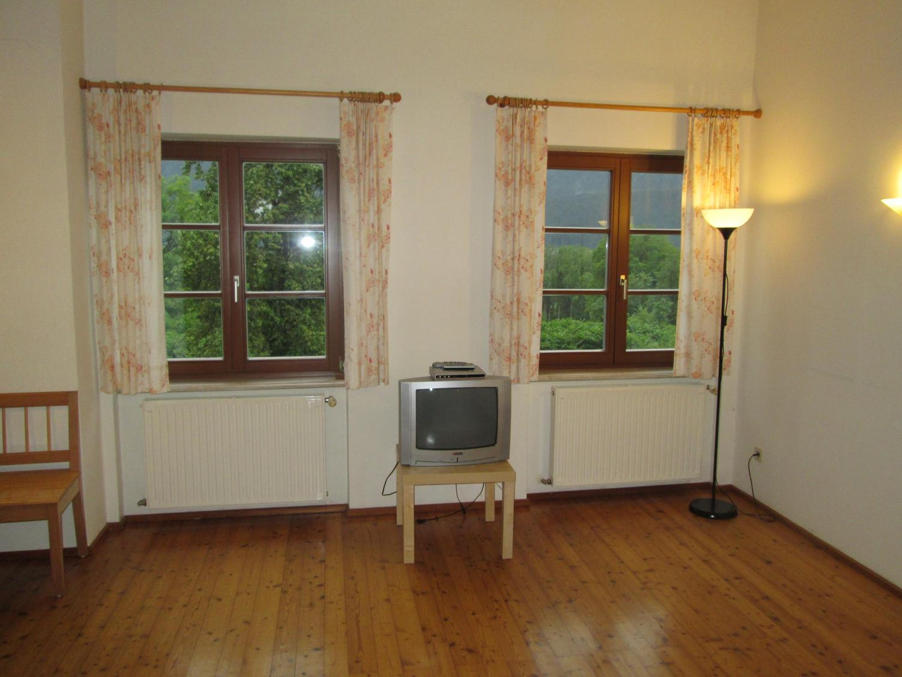 Photo 37